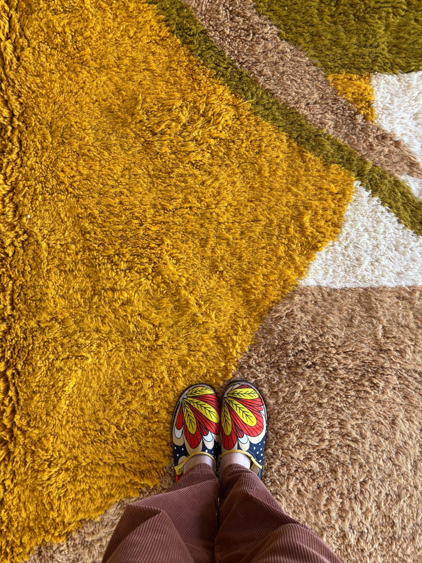 Beni Ouarain Moroccan Colorful Rug (914) 290x215cm - Crème Brûlée