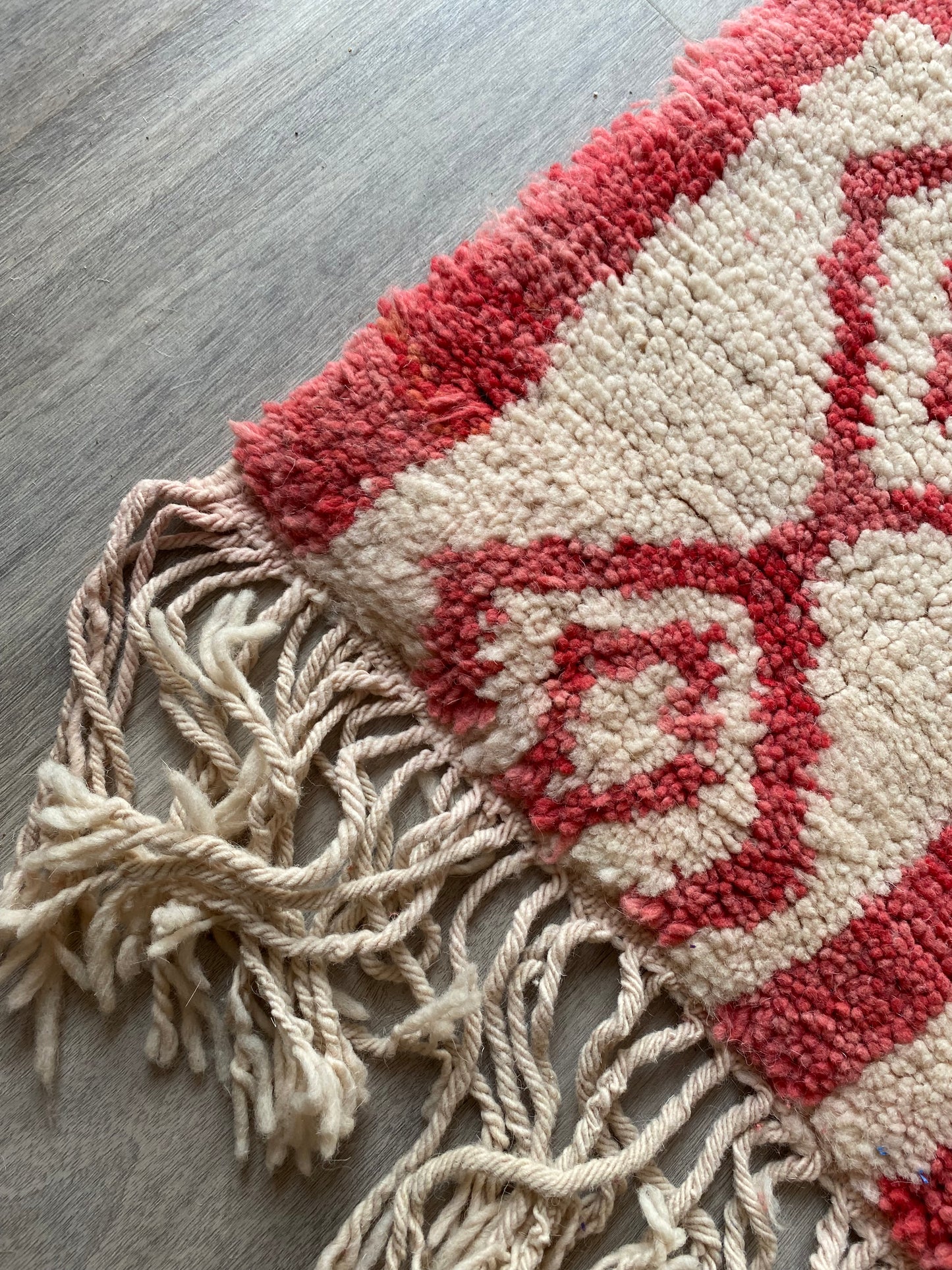 Beni Ouarain Moroccan Colorful Rug (405) 303x210cm - Red earth