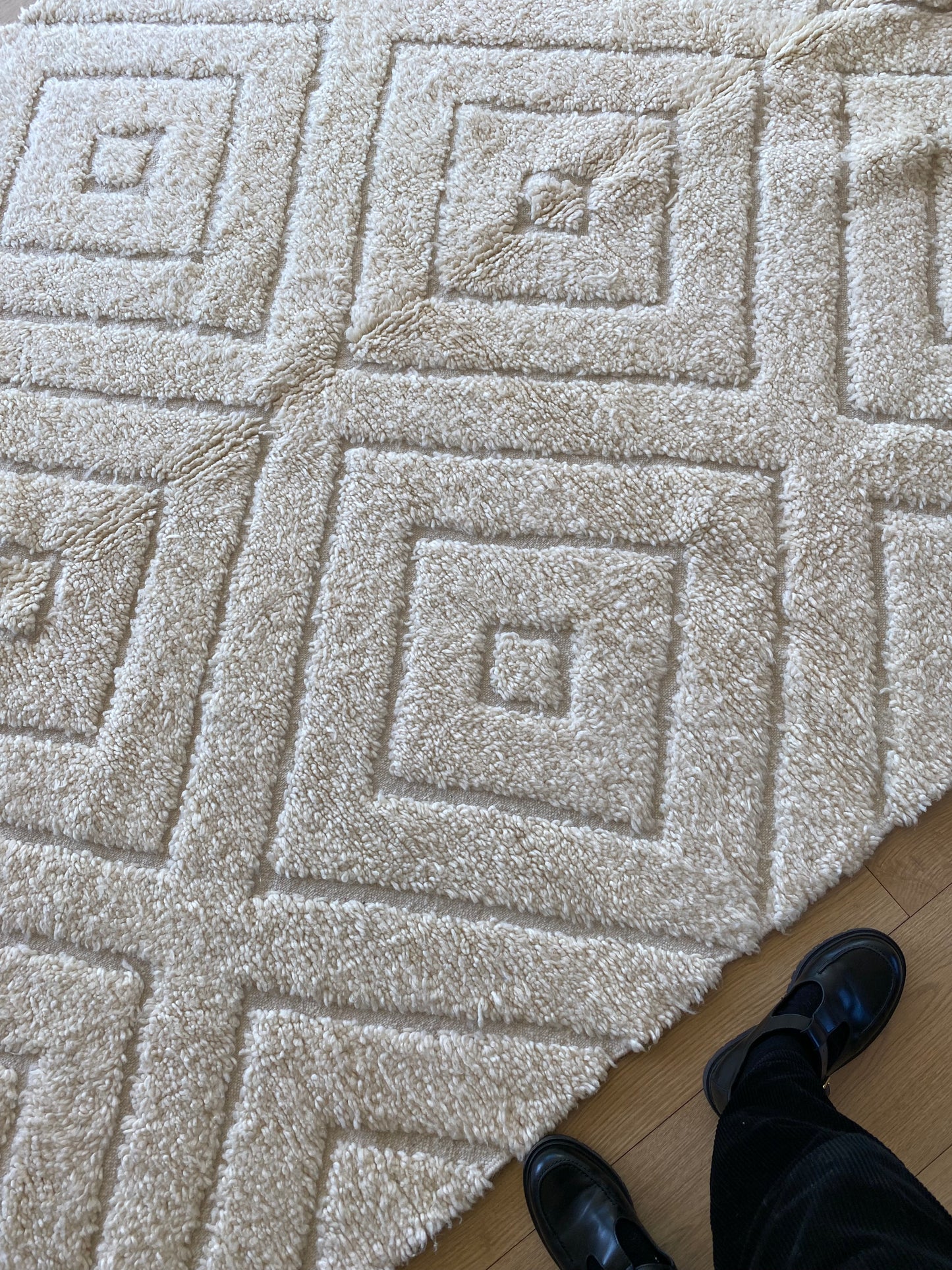 Beni Ouarain Moroccan White Rug (887) 283x192cm - Timeless