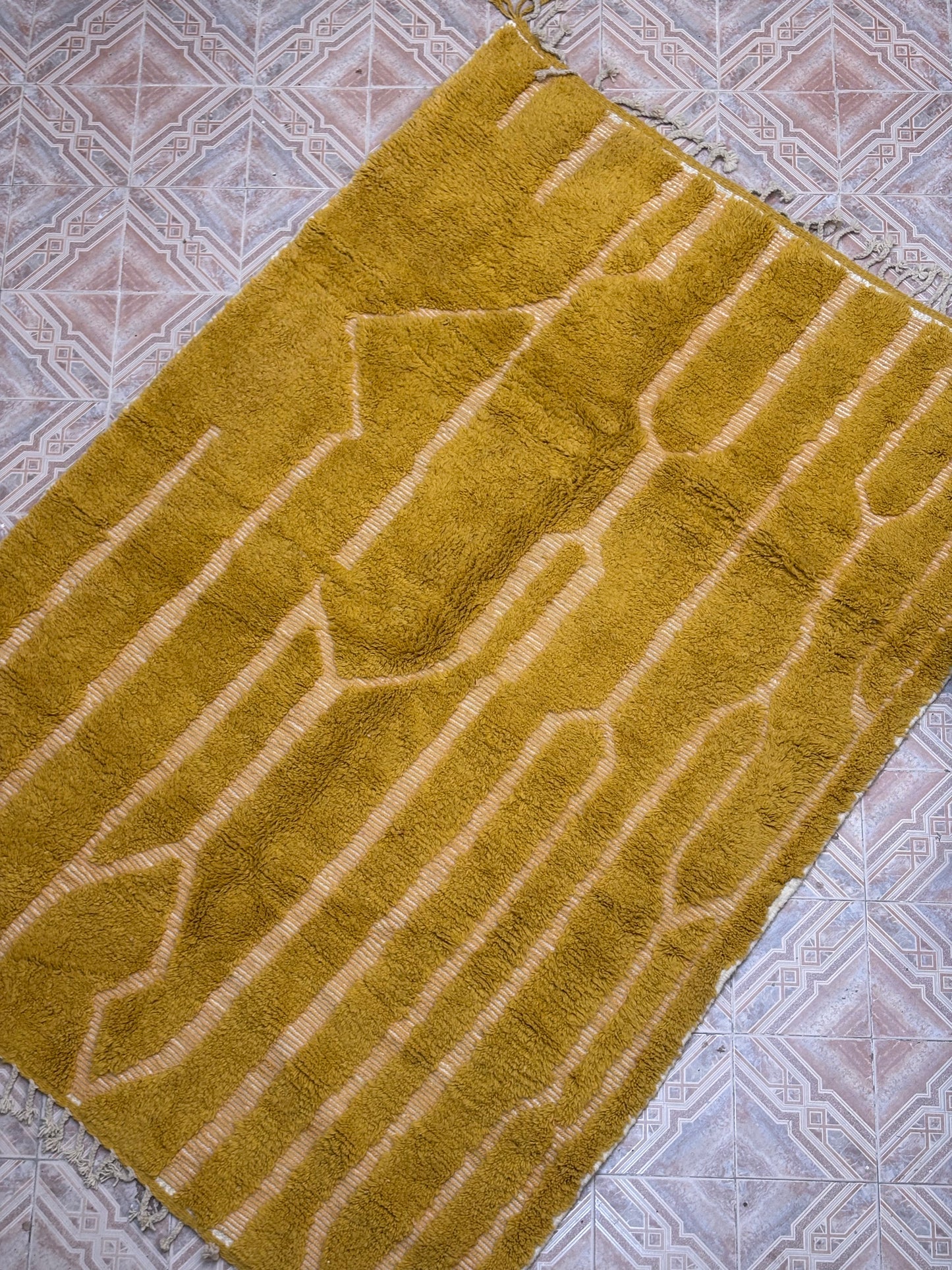 Beni Ouarain Moroccan Colorful Rug (970) 290x205 - Honey