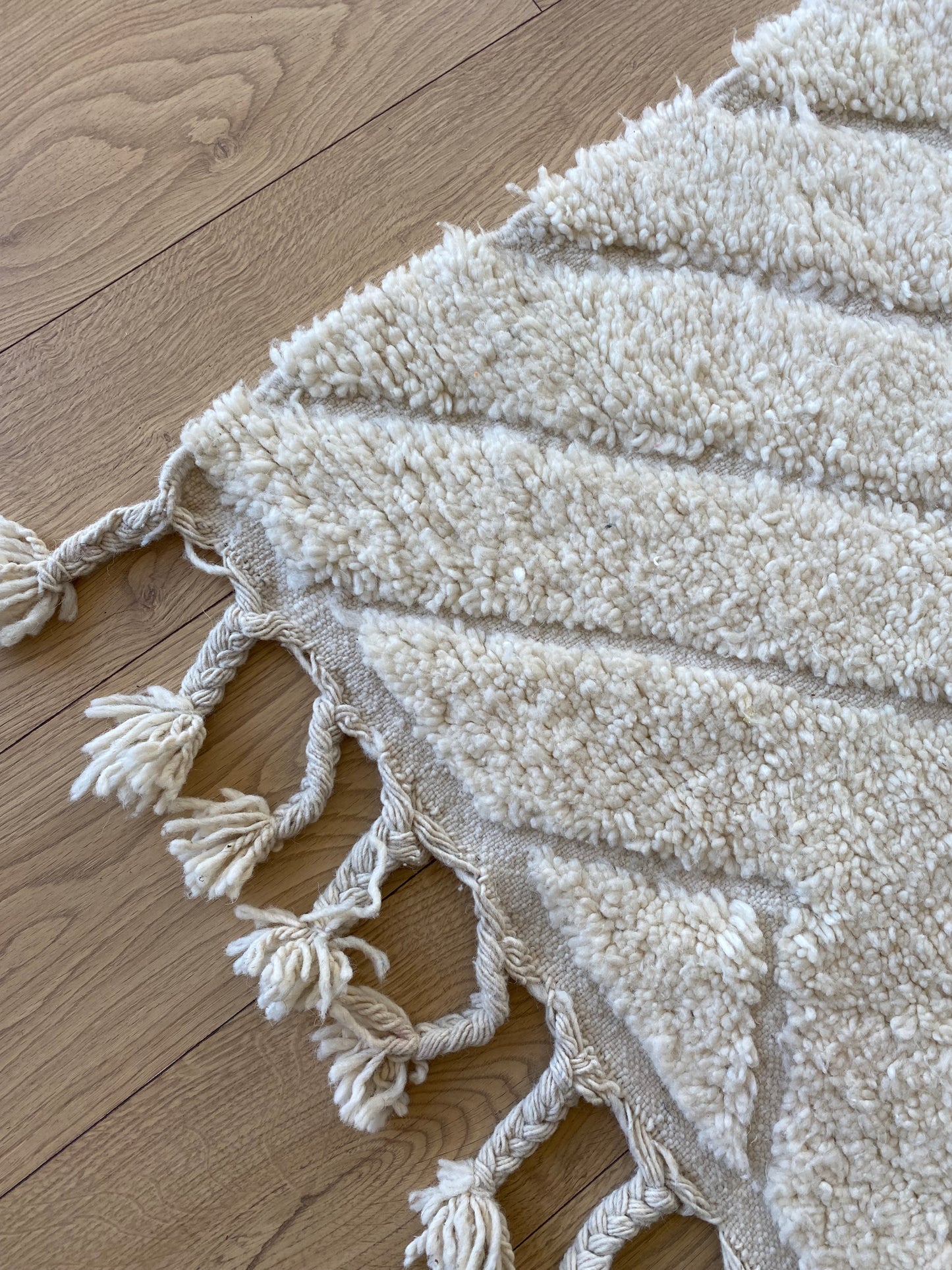 Beni Ouarain Moroccan White Rug (887) 283x192cm - Timeless