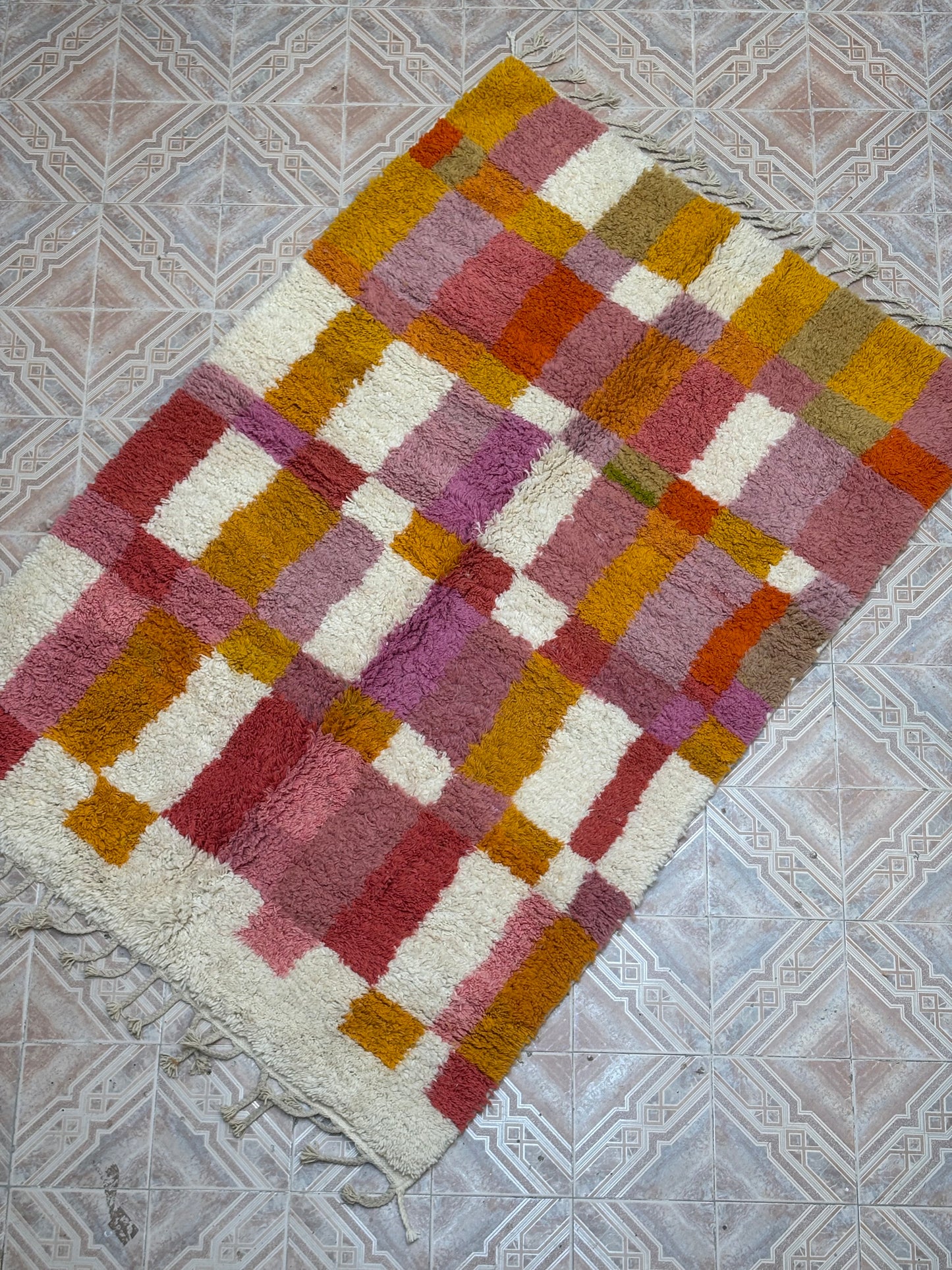 Beni Ouarain Moroccan Colorful Rug (971) 245x170 - Pink Swimming Pool