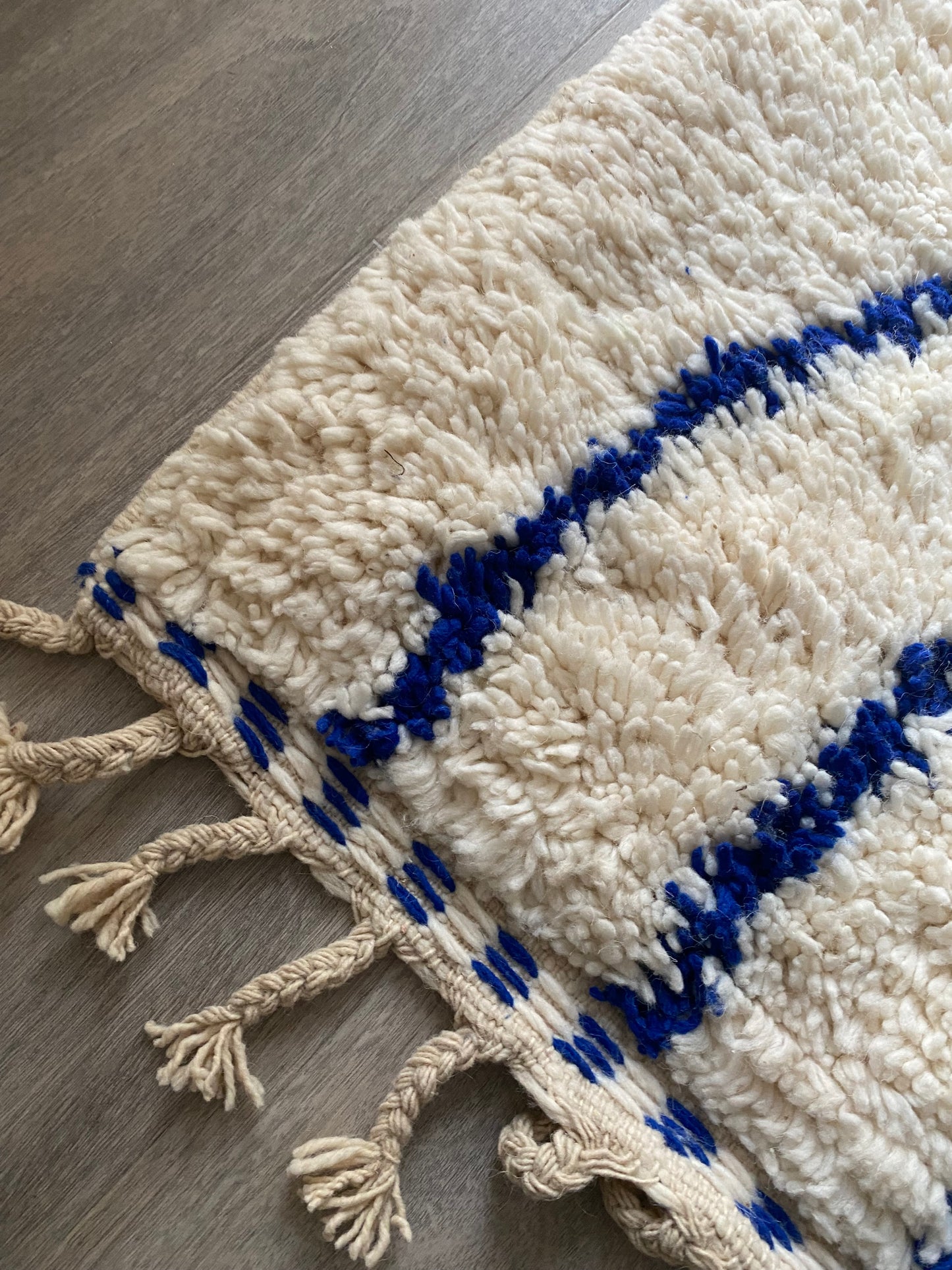 White Berber Wool Rug (413) 290x207cm - Source