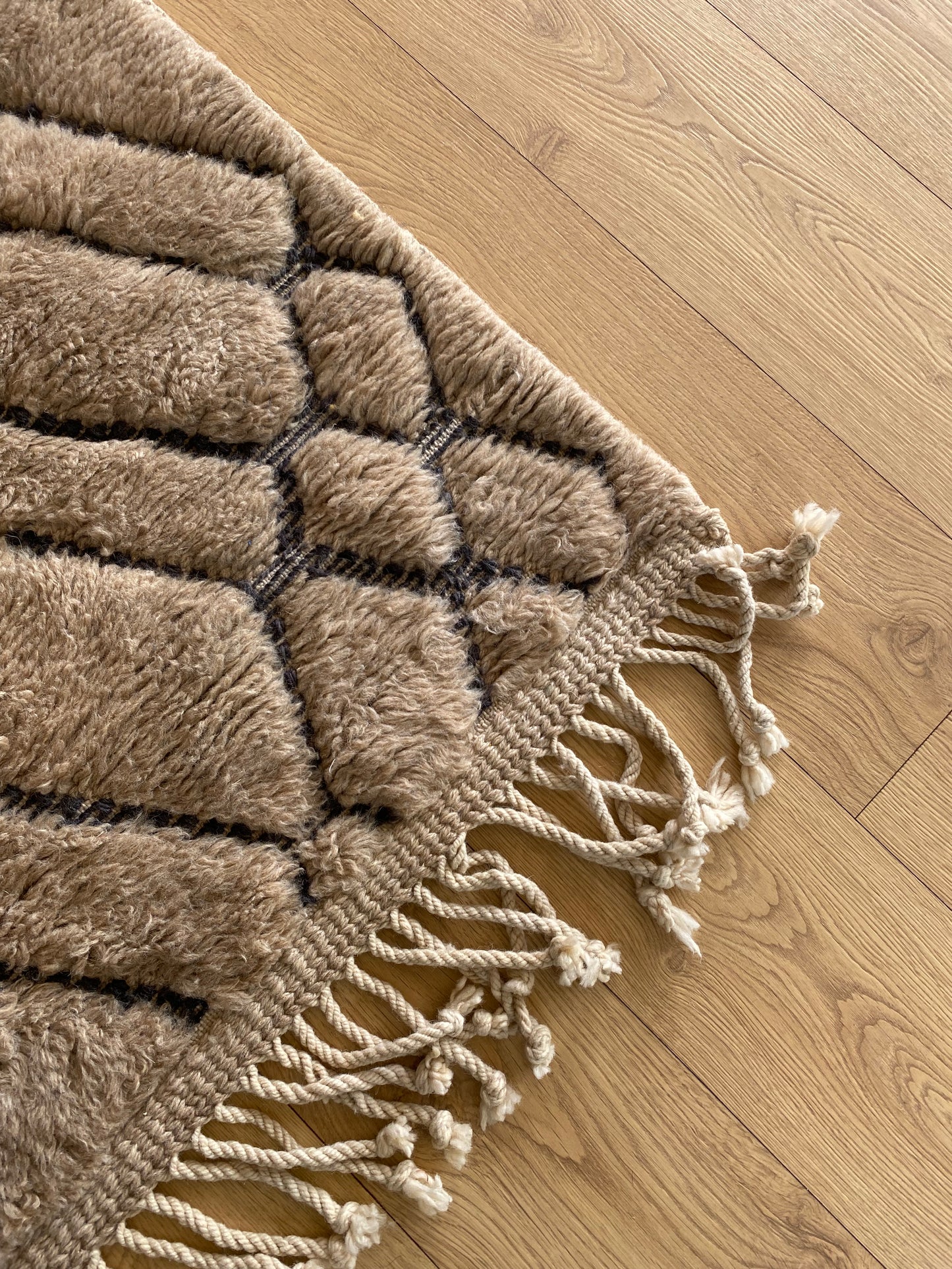 Mrirt Moroccan Rug (936) 303x196cm - Cappuccino