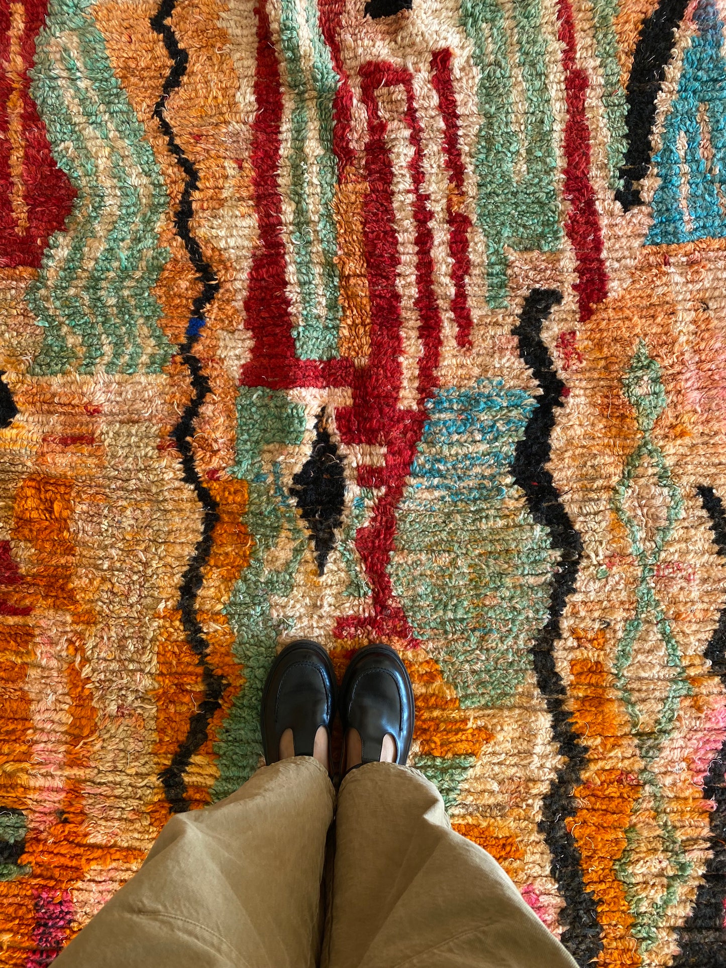 Tapis Beni Ouarain coloré (938) 260x156cm - Bubble Gum