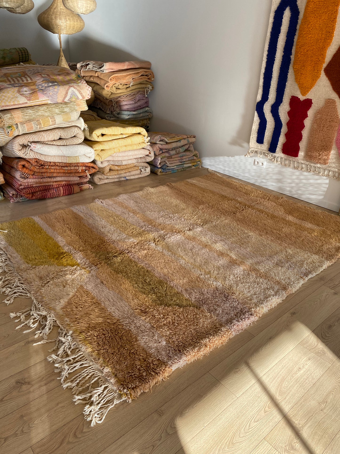 Tapis Beni Ouarain coloré (949) 292x210cm - Apricot Sorbet