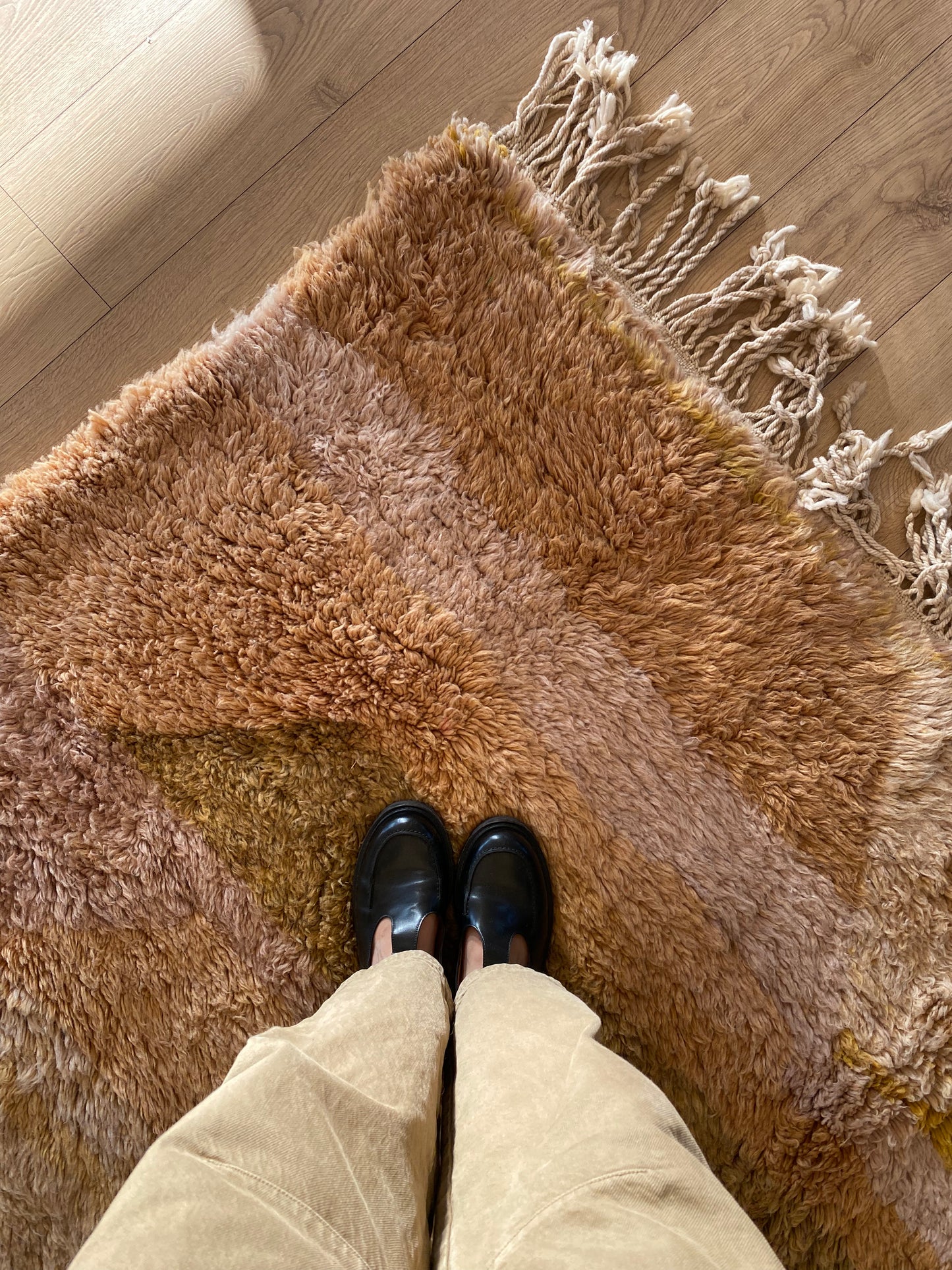 Tapis Beni Ouarain coloré (949) 292x210cm - Apricot Sorbet