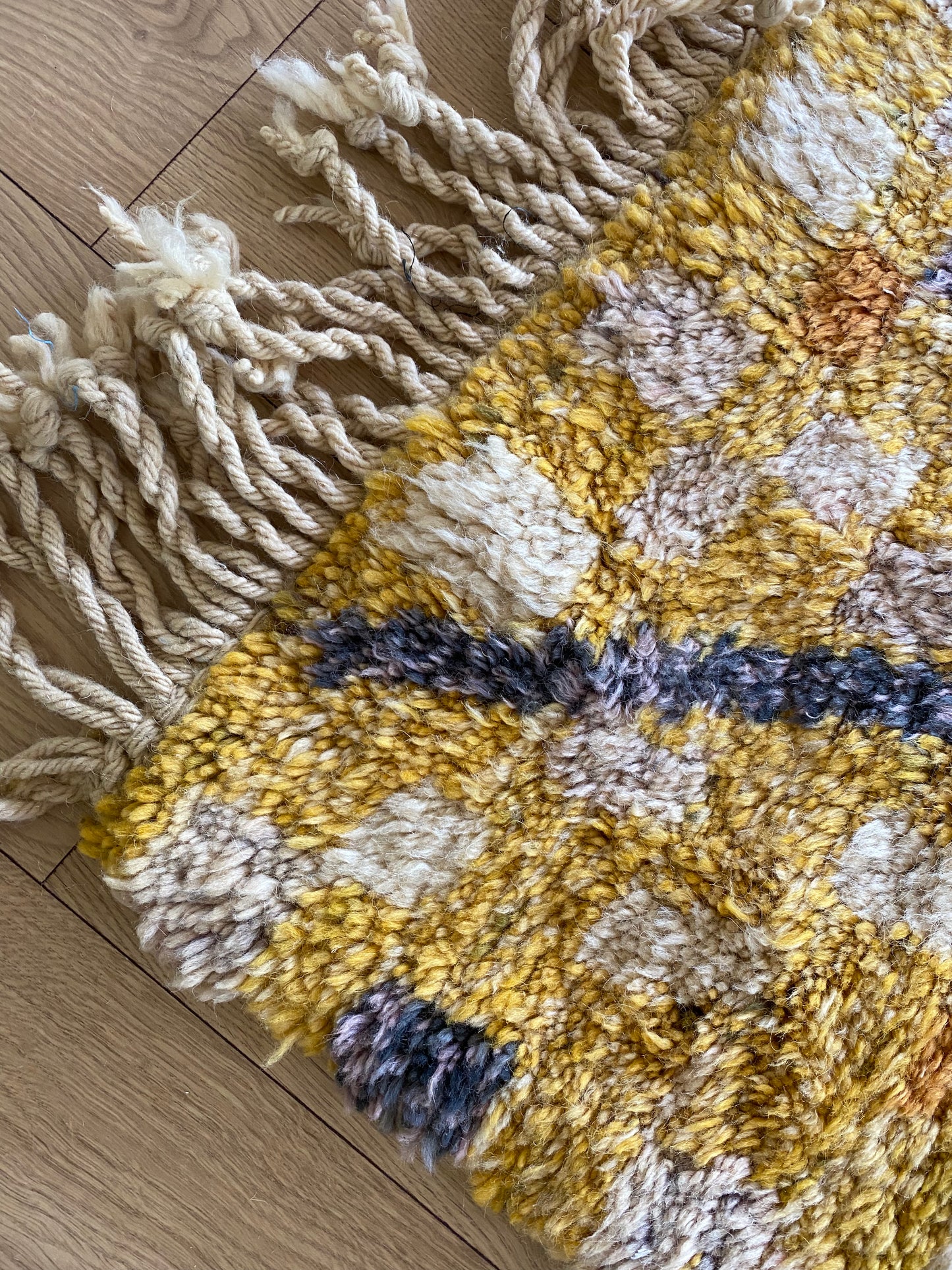 Beni Ouarain Marokkaans kleurrijk vloerkleed (987) 290x200 - Seashells