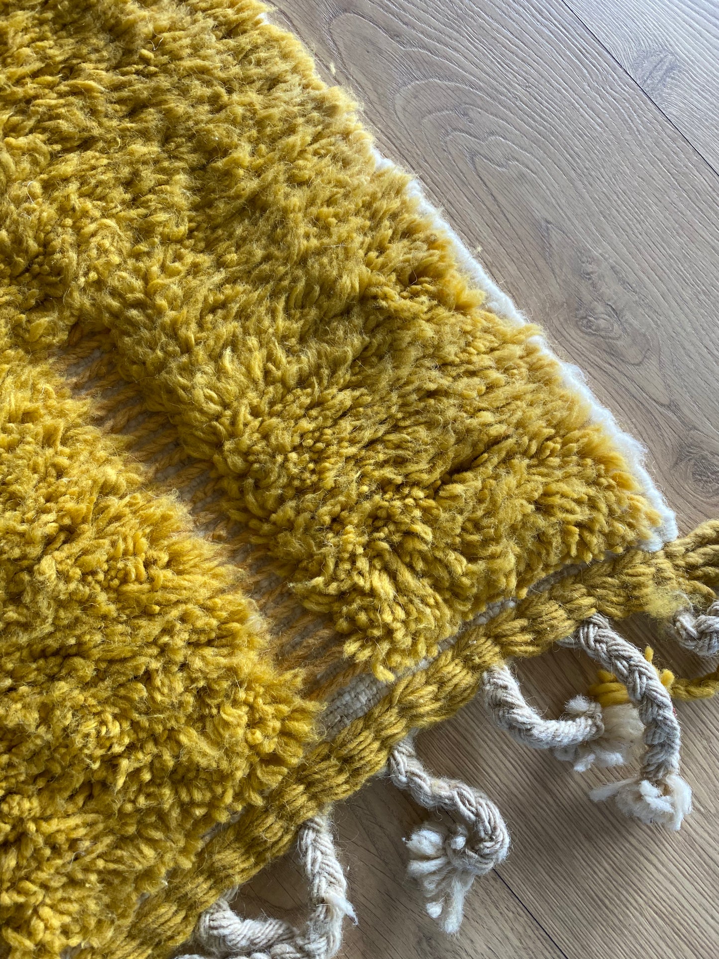 Beni Ouarain Moroccan Colorful Rug (970) 290x205 - Honey