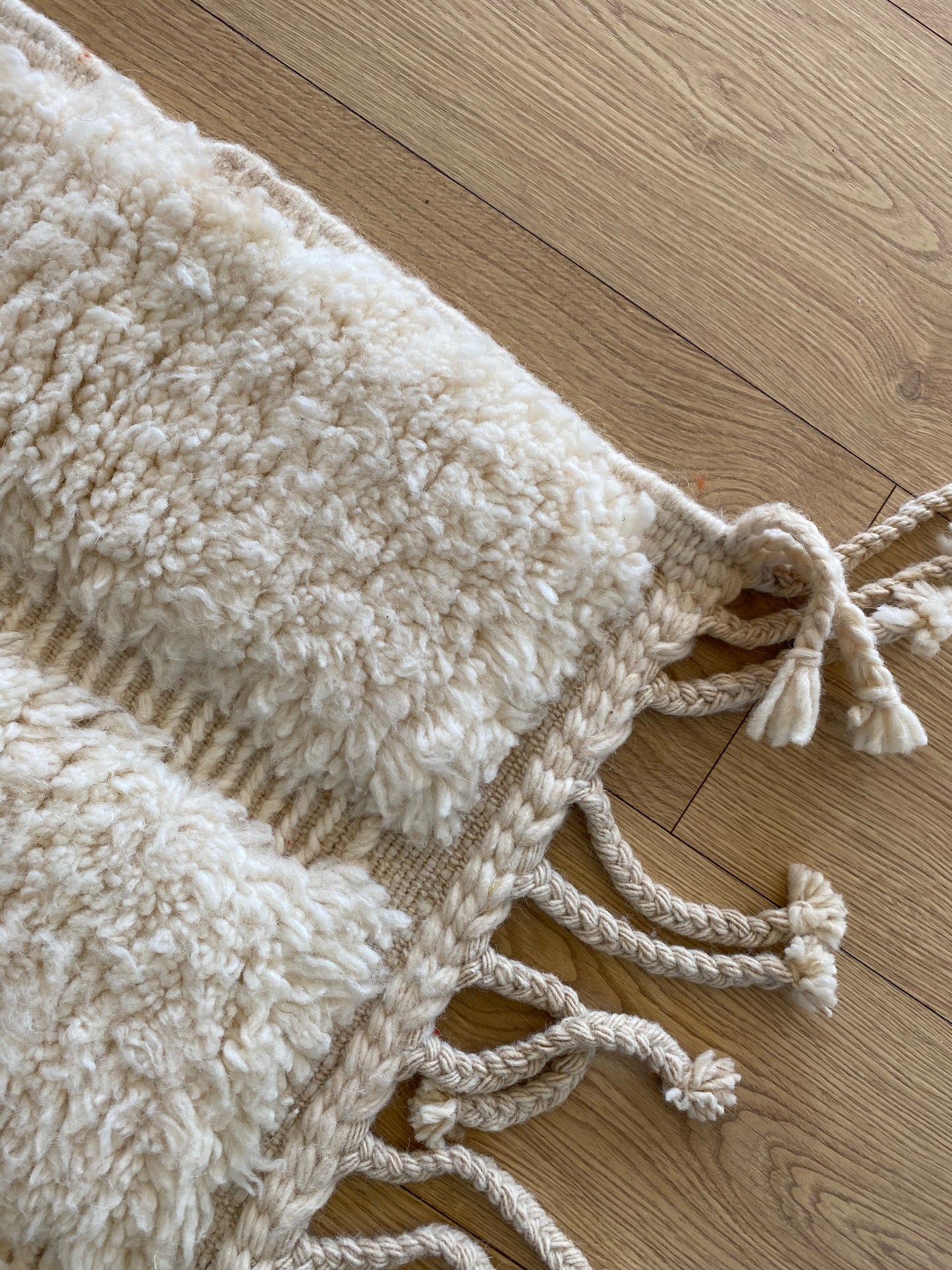 Beni Ouarain Moroccan Colorful Rug (962) 310x204cm - Snow on top
