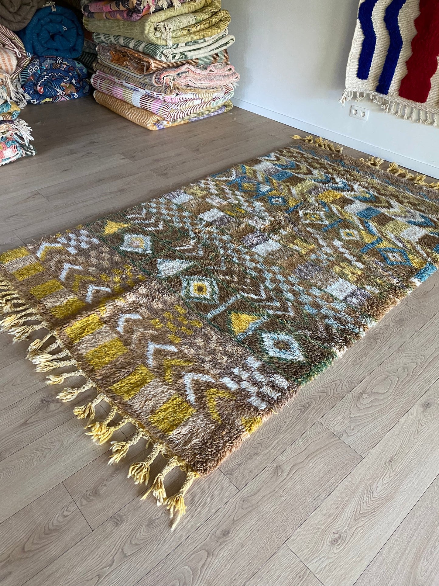 Beni Ouarain Marokkaans kleurrijk tapijt (1011) 254x156cm - Skoura