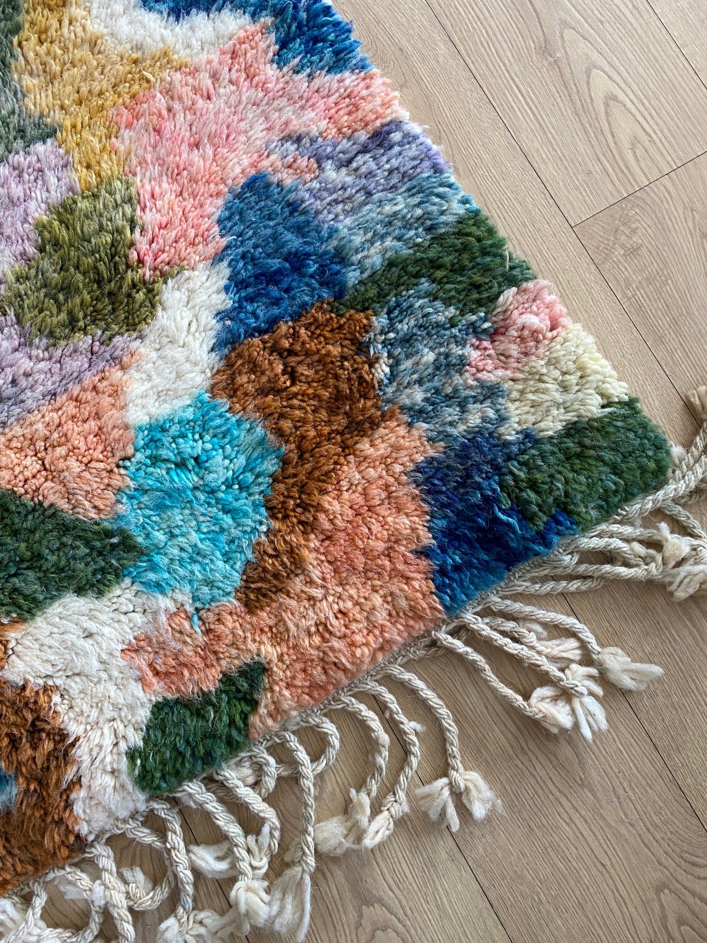 Beni Ouarain Moroccan Colorful Rug (1076) 418x310cm - Memories