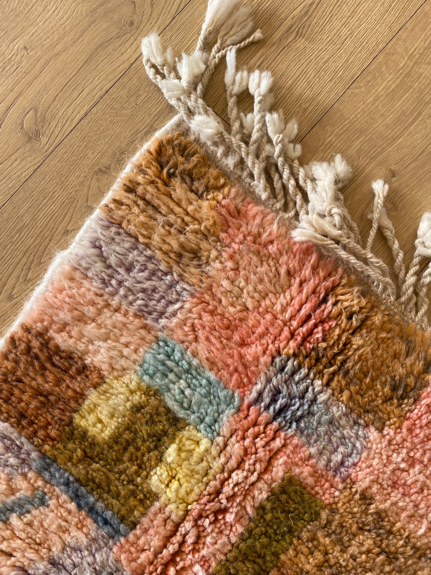 Beni Ouarain Moroccan Colorful Rug (1109) 245x160cm - Dreamcatcher