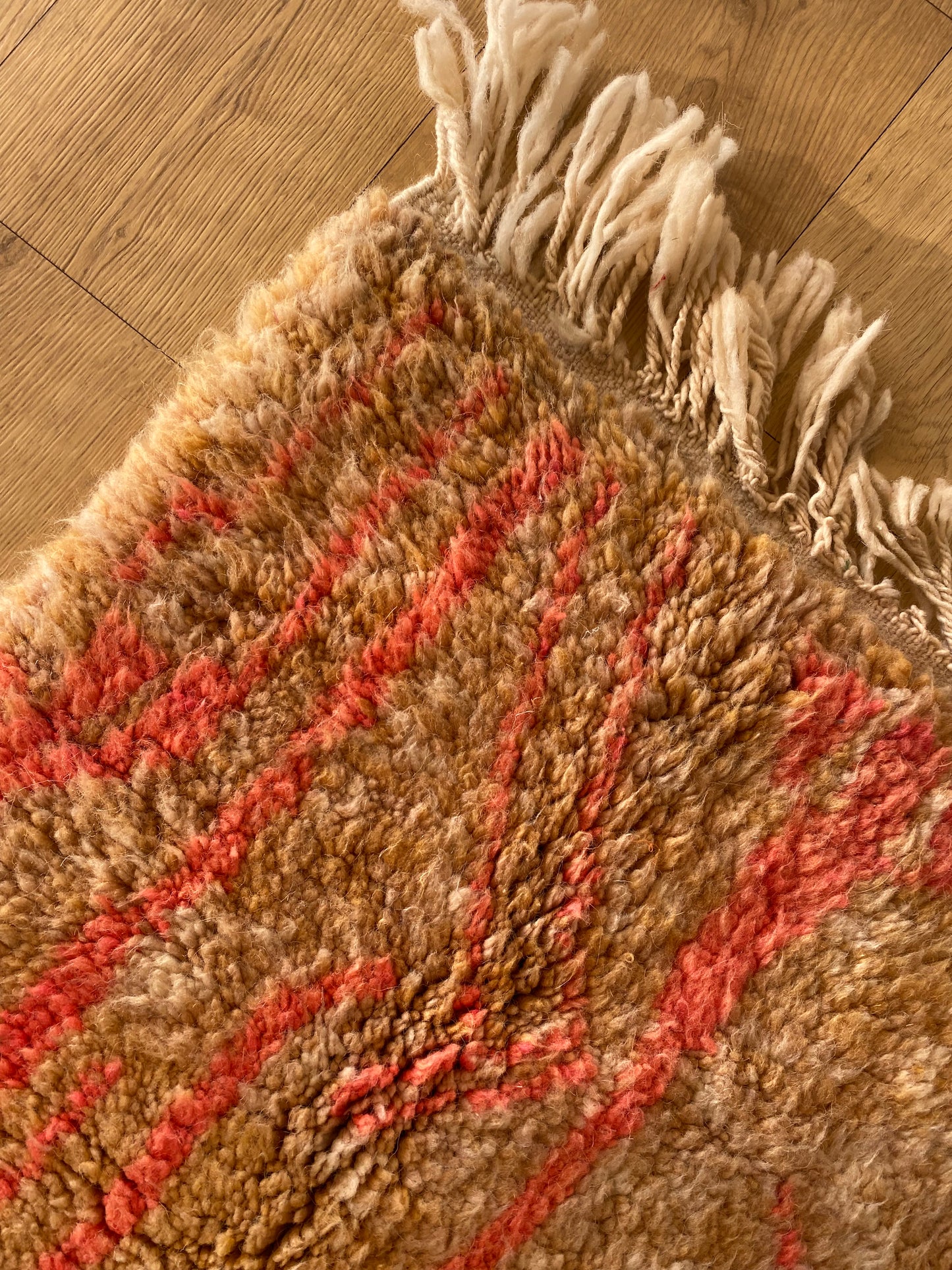 Beni Ouarain Moroccan Colorful Rug (1100) 257x157cm - Pink Flow
