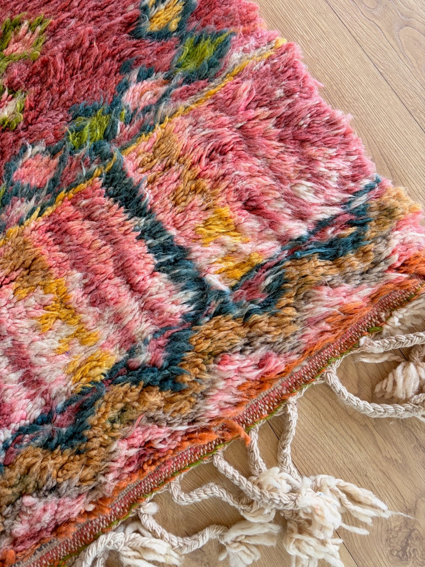 Beni Ouarain Moroccan Colorful Rug (1236) 293x188cm - Flower Fields
