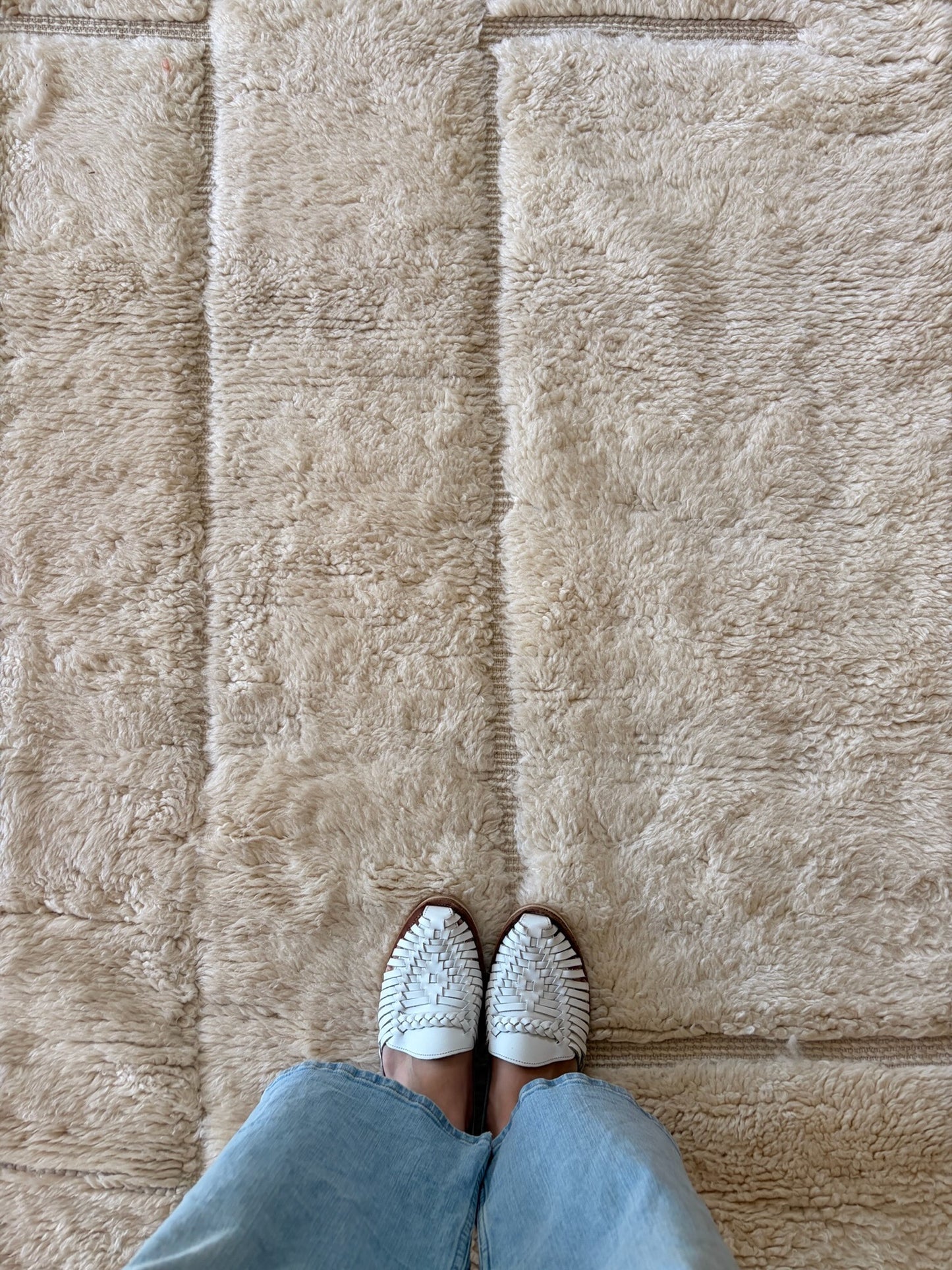 Mrirt Moroccan Rug (1232) 306x199cm - Light