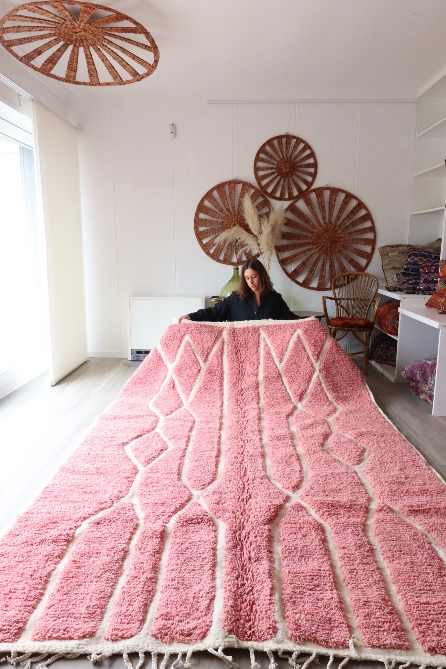 Beni Ouarain Moroccan Pink Rug (334) 287x199cm - Rosée du matin