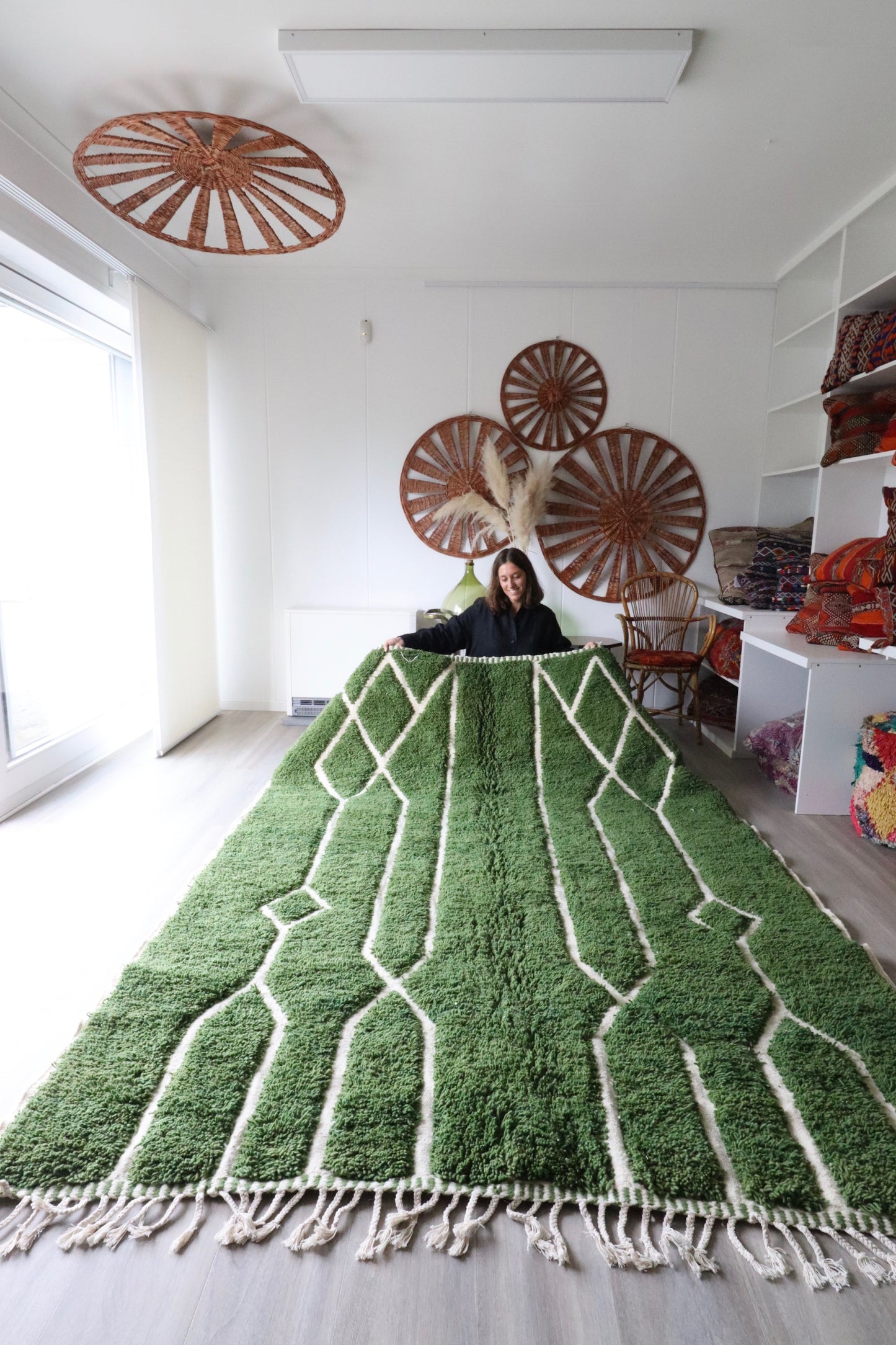 Beni Ouarain Moroccan Green Rug (337) 290x202cm - French Garden