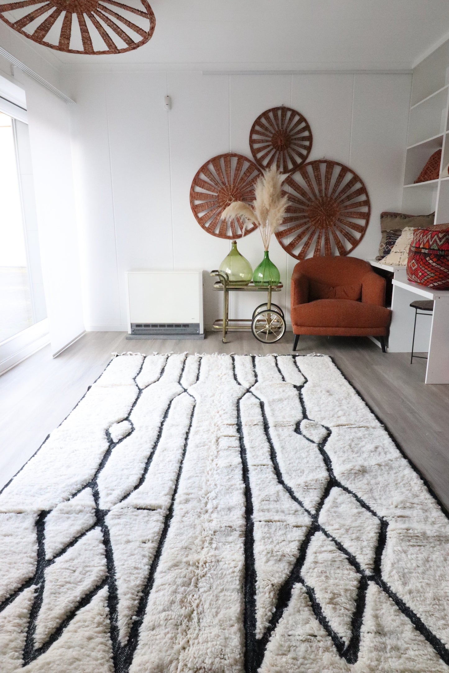 White Berber Wool Rug (414) 305x190cm - Diamond