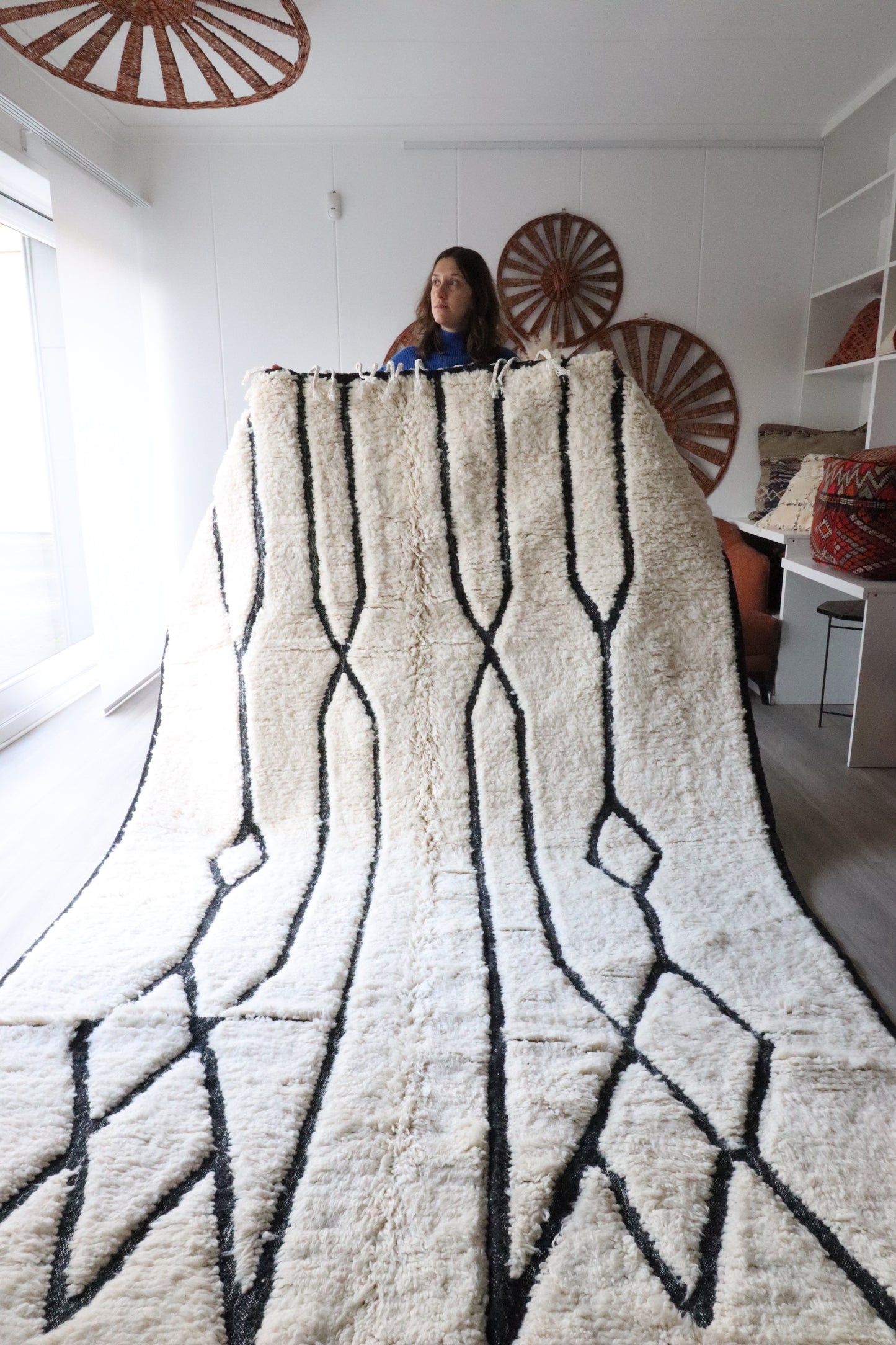 White Berber Wool Rug (414) 305x190cm - Diamond