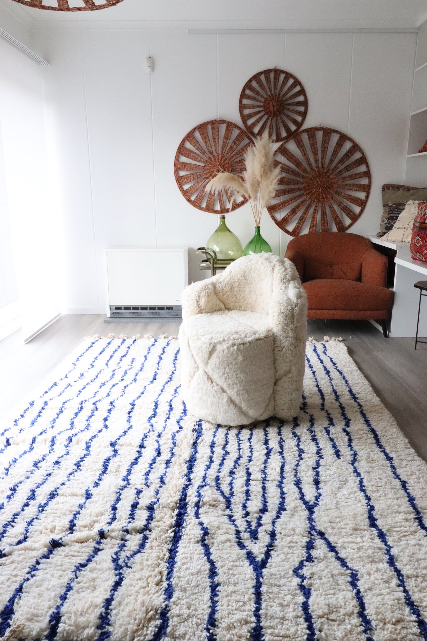 White Berber Wool Rug (413) 290x207cm - Source