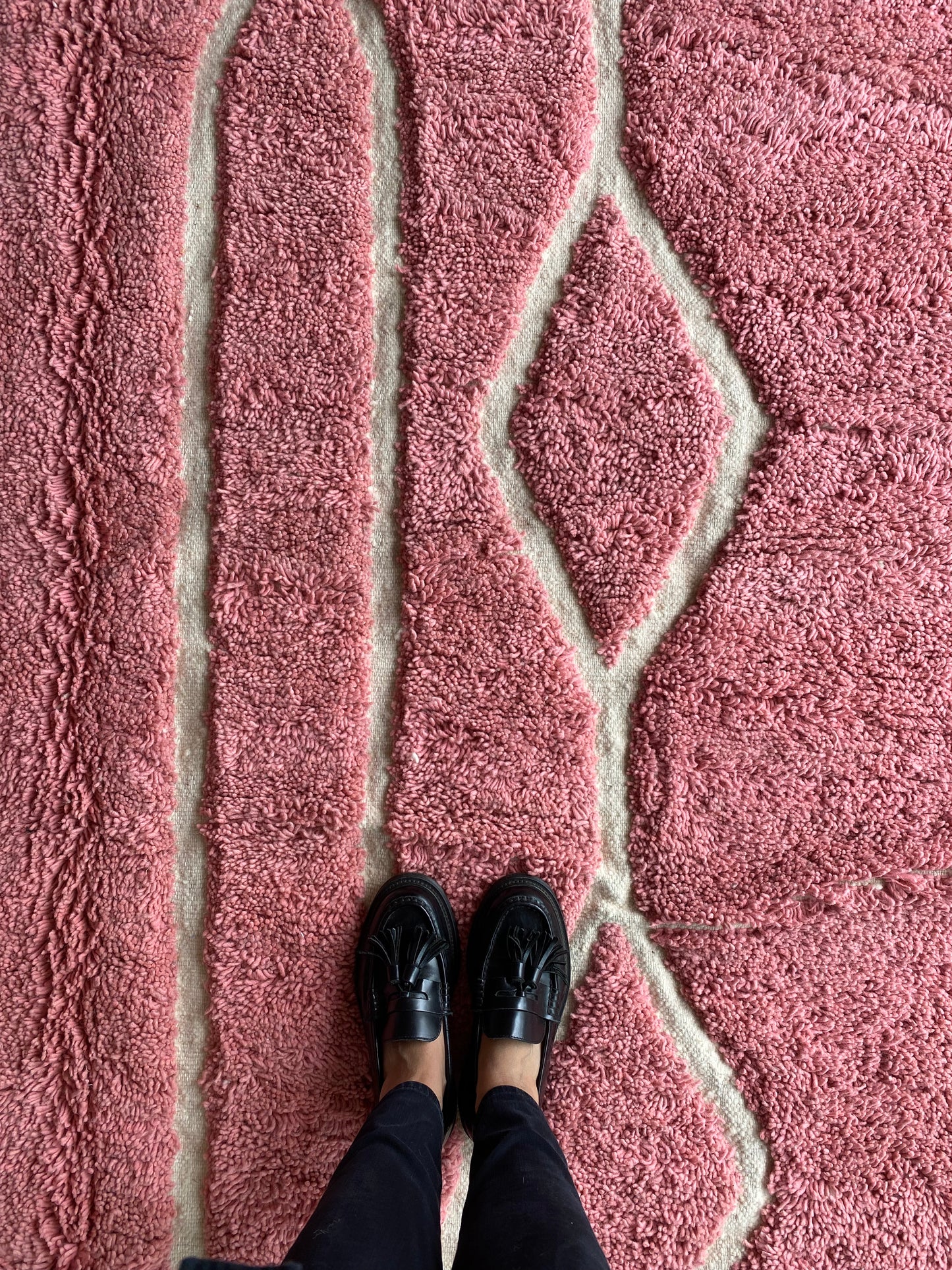 Beni Ouarain Moroccan Pink Rug (334) 287x199cm - Rosée du matin