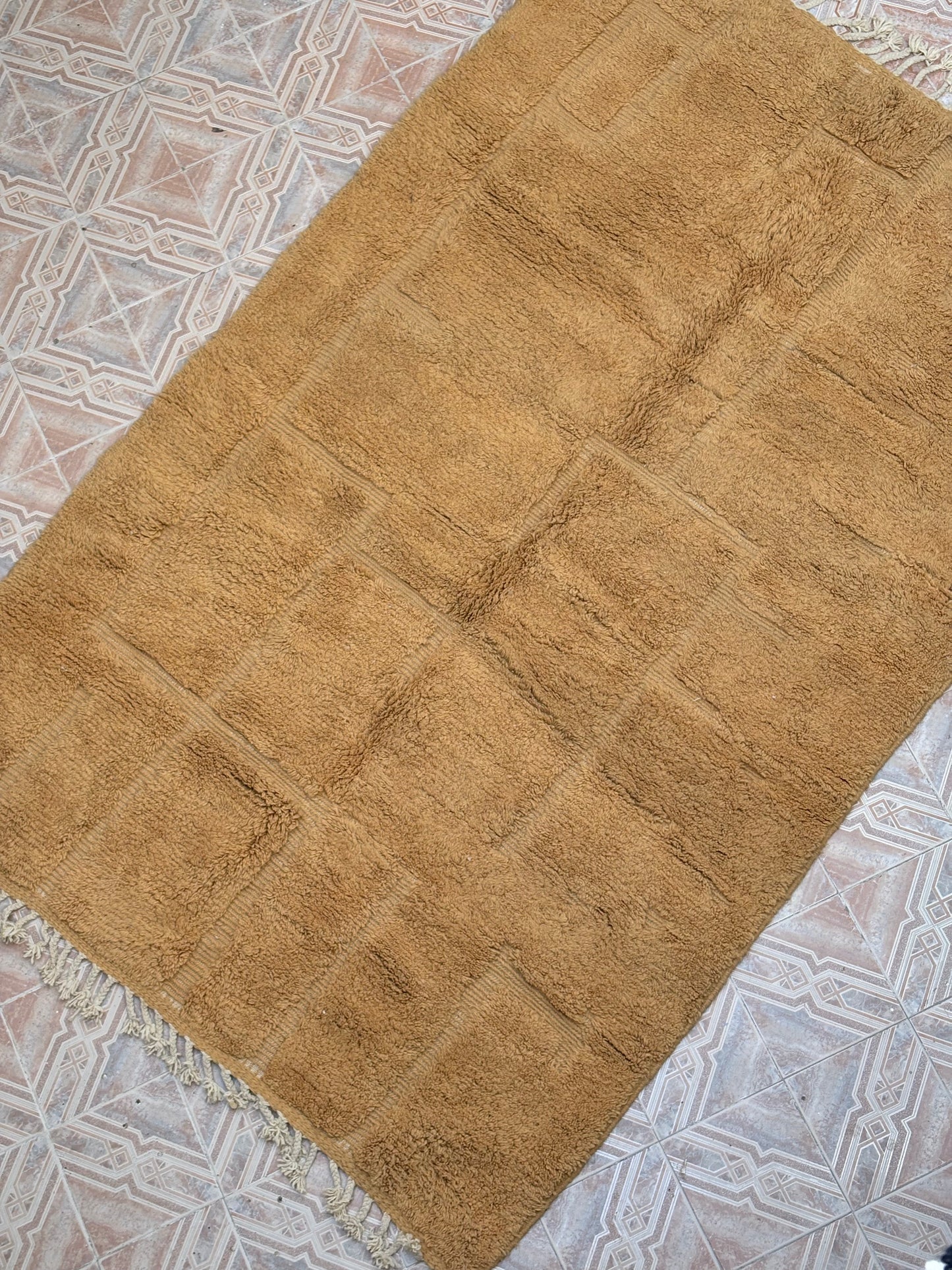 Beni Ouarain Moroccan Colorful Rug (967) 310x205 - Camel