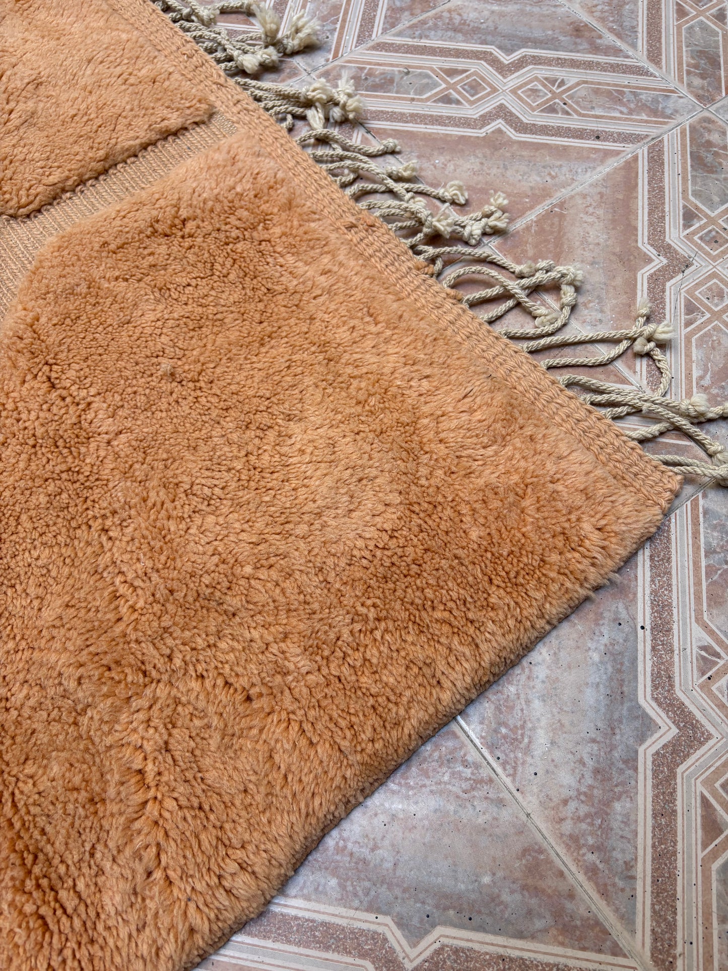 Mrirt Moroccan Rug (798) 298x202cm - Peach