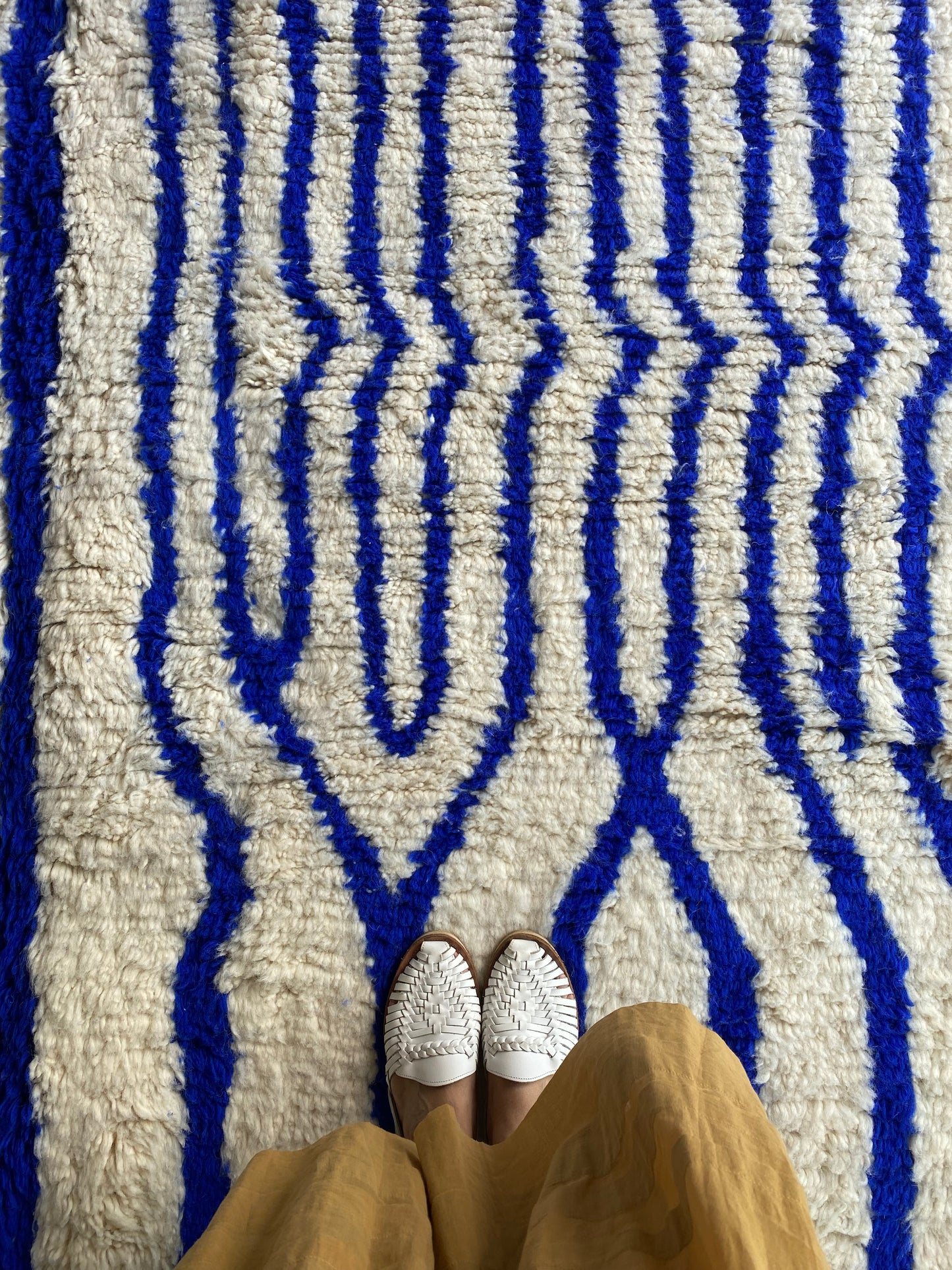 Tapis berbère blanc et bleu à réaliser sur mesure (8) - ACOMPTE