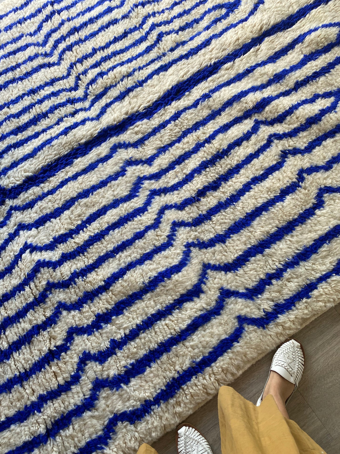 Tapis berbère blanc et bleu à réaliser sur mesure (8) - ACOMPTE