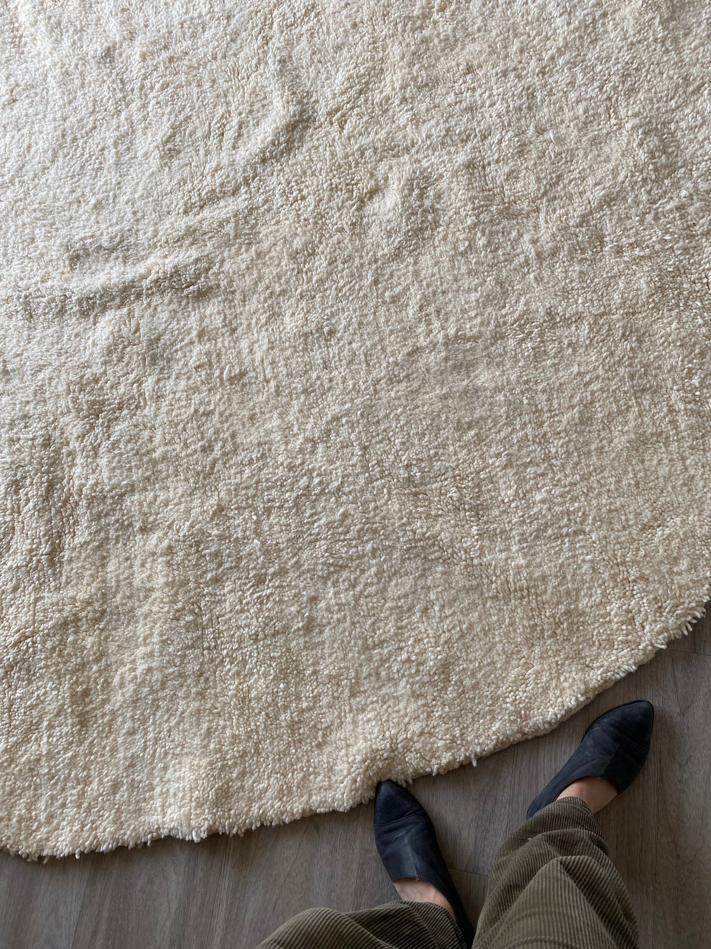 White Round Berber Wool Rug (549) 320cm diameter