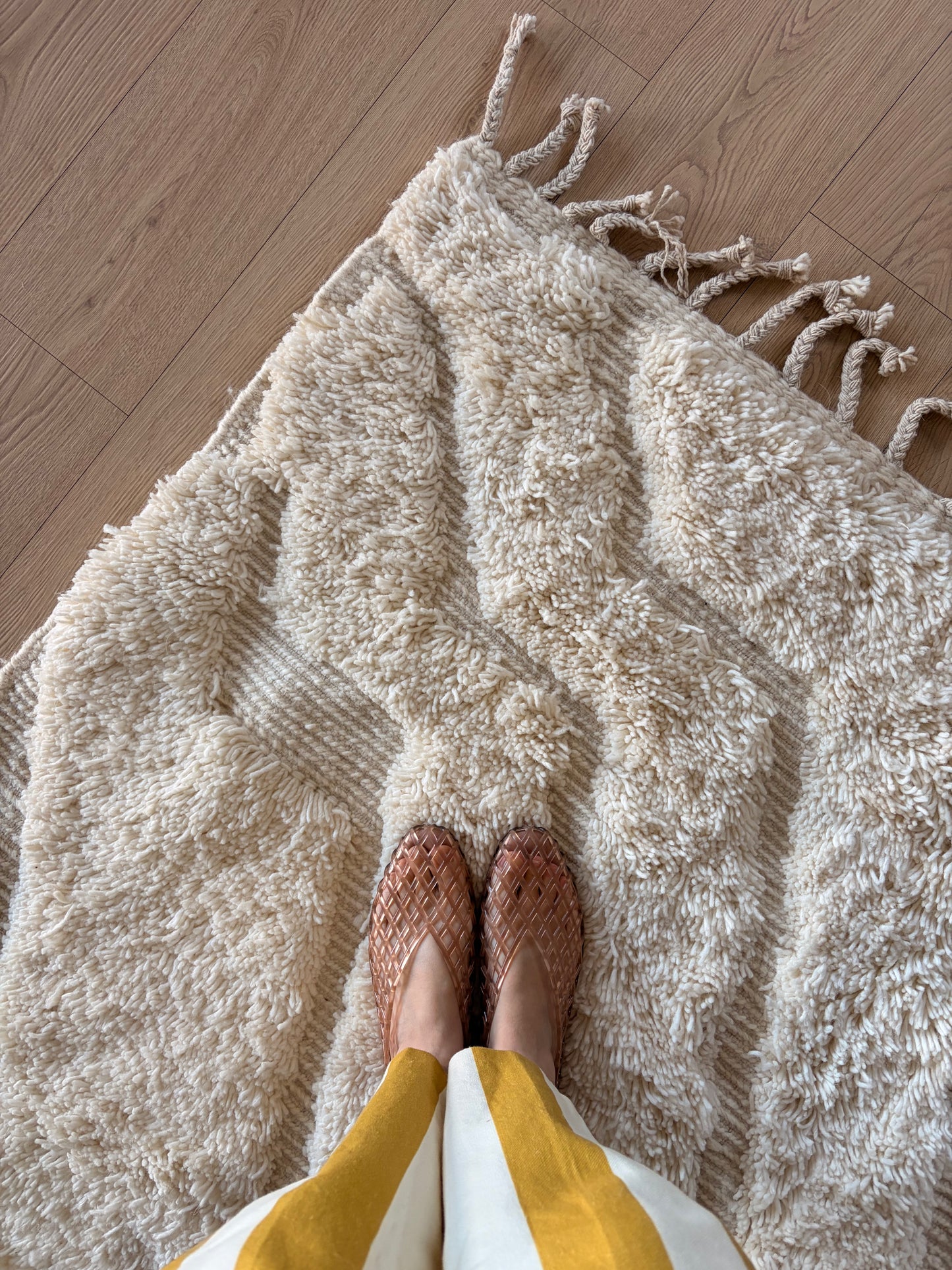 Beni Ouarain Moroccan Rug (1307) 340x243cm - The White Mountain