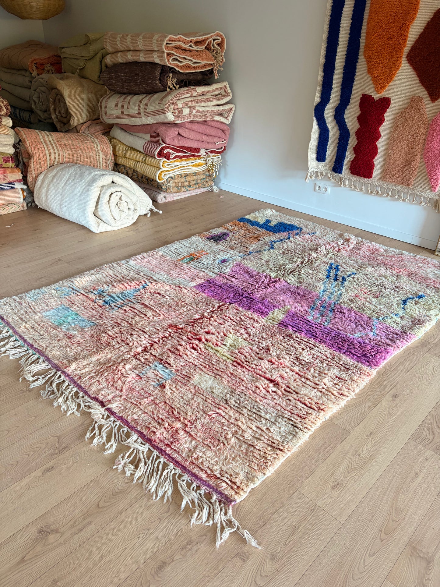 Boujaad Moroccan Colorful Rug (1278) 270x194 - Pink Lake