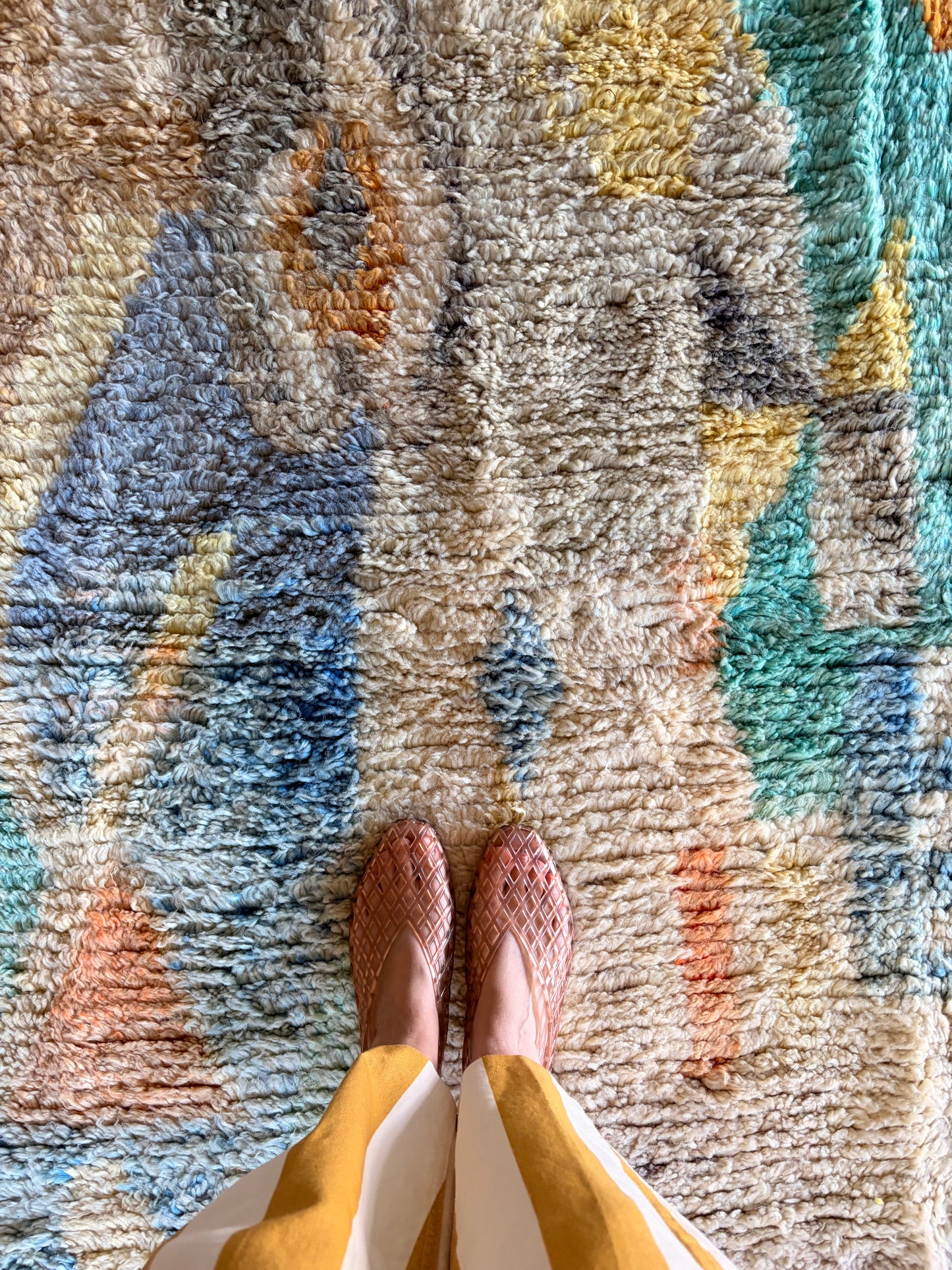 Tapis Boujaad coloré (1277) 306x190 - Basil Smash
