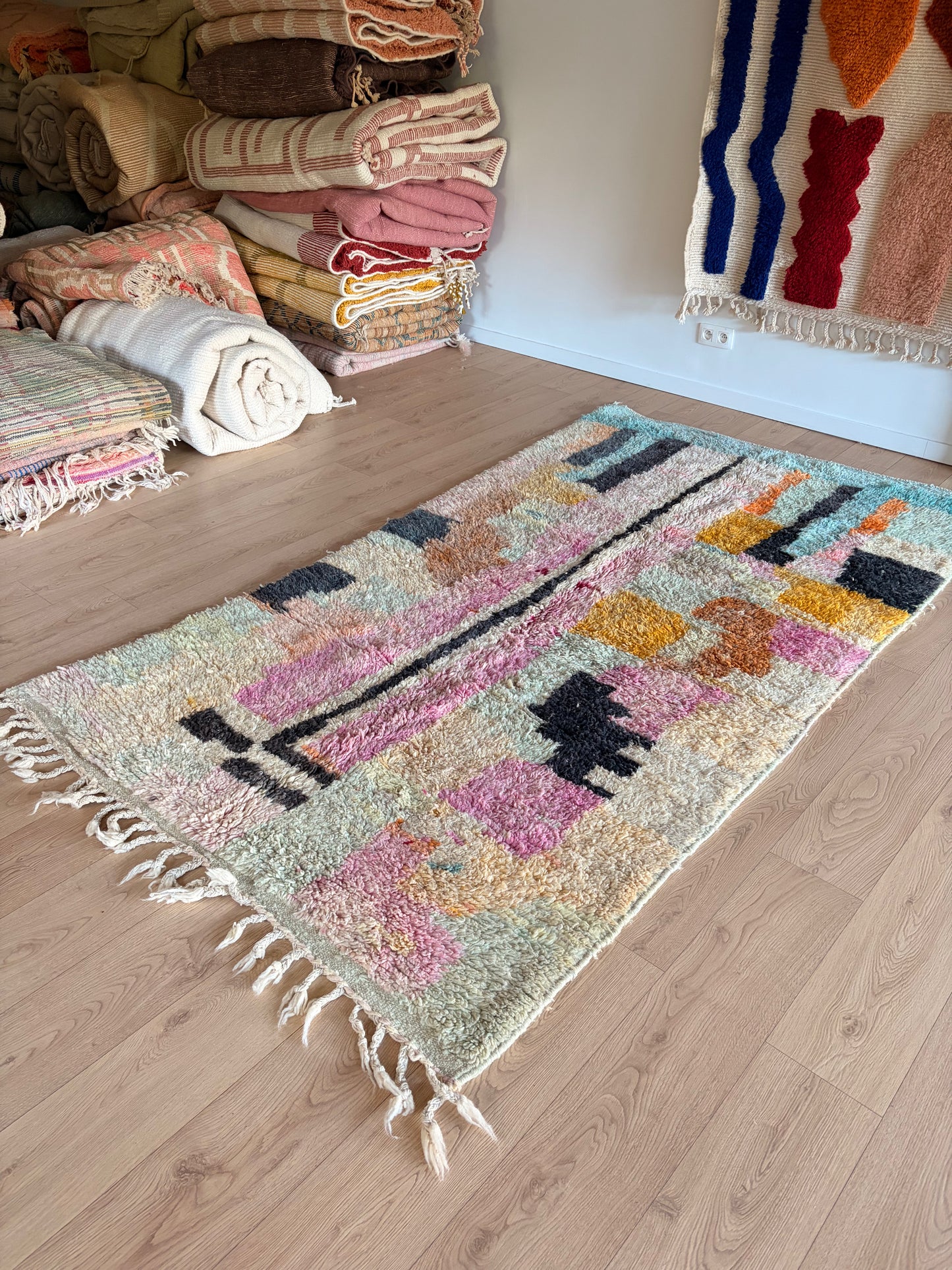 Boujaad Moroccan Colorful Rug (1270) 273x156 - Black Beach