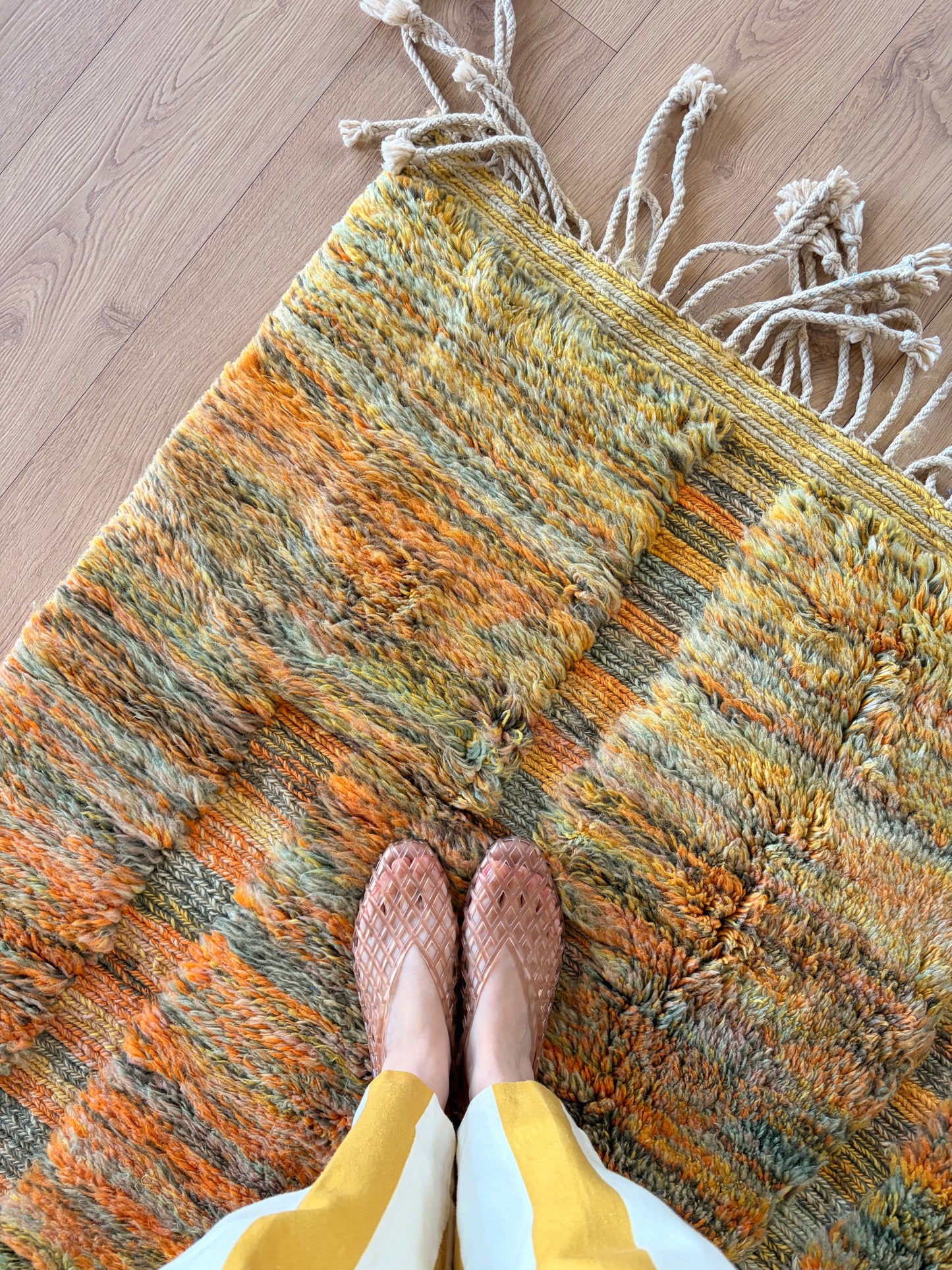 Mrirt Moroccan Rug (1303) 308x206cm - Walking on Moss