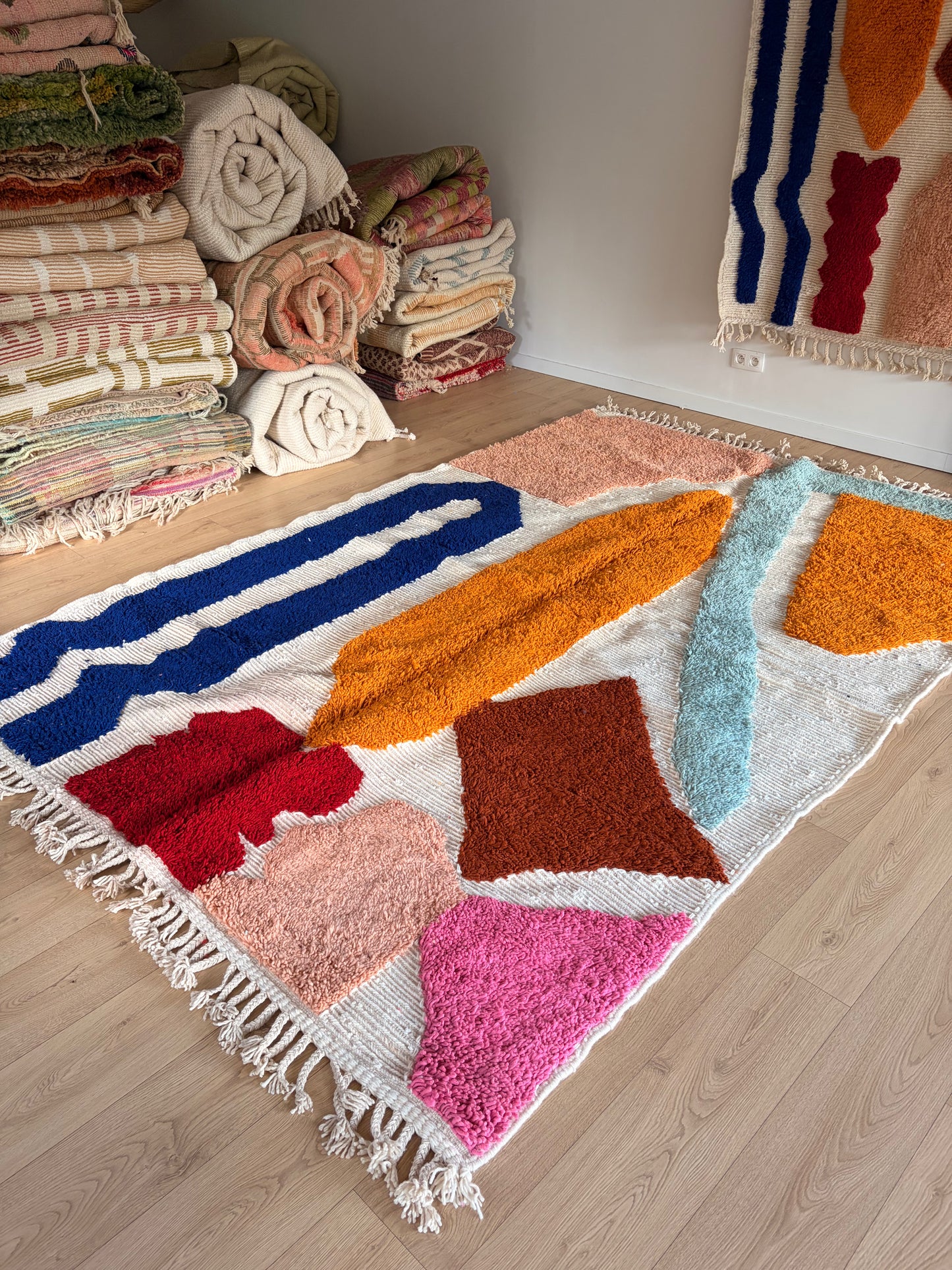 Tree of Colors Design Berber Rug (1279) 302x208cm - Logo