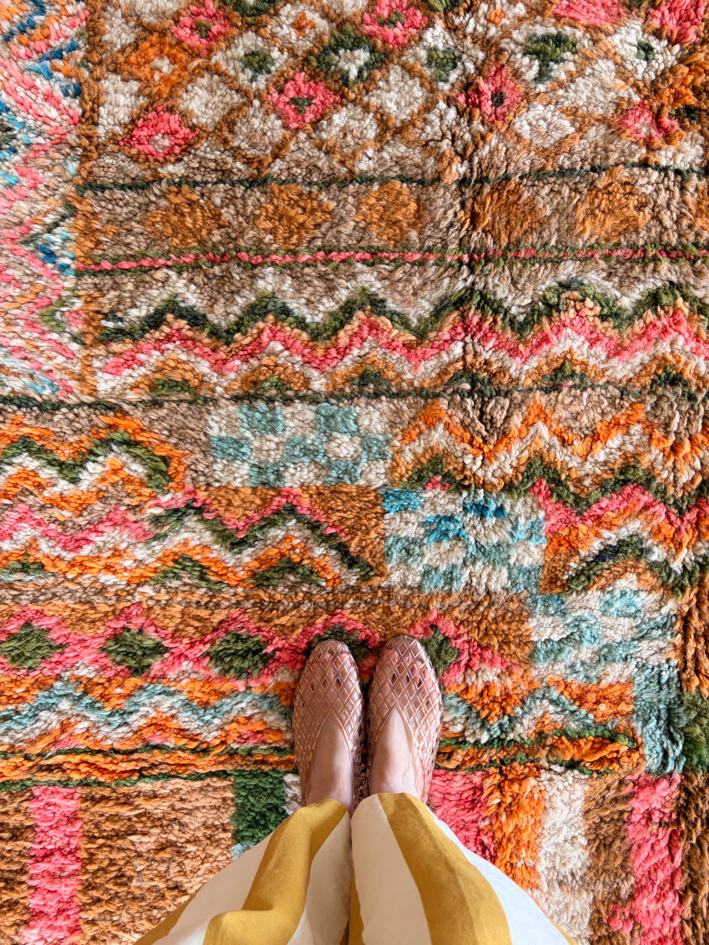 Tapis Beni Ouarain coloré (1293) 302x205cm - Flower Fields Brown