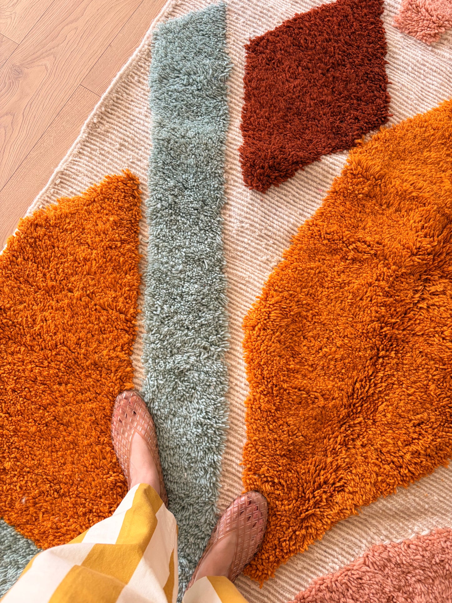 Beni Ouarain Moroccan Colorful Rug (1262) 252x158cm - Logo