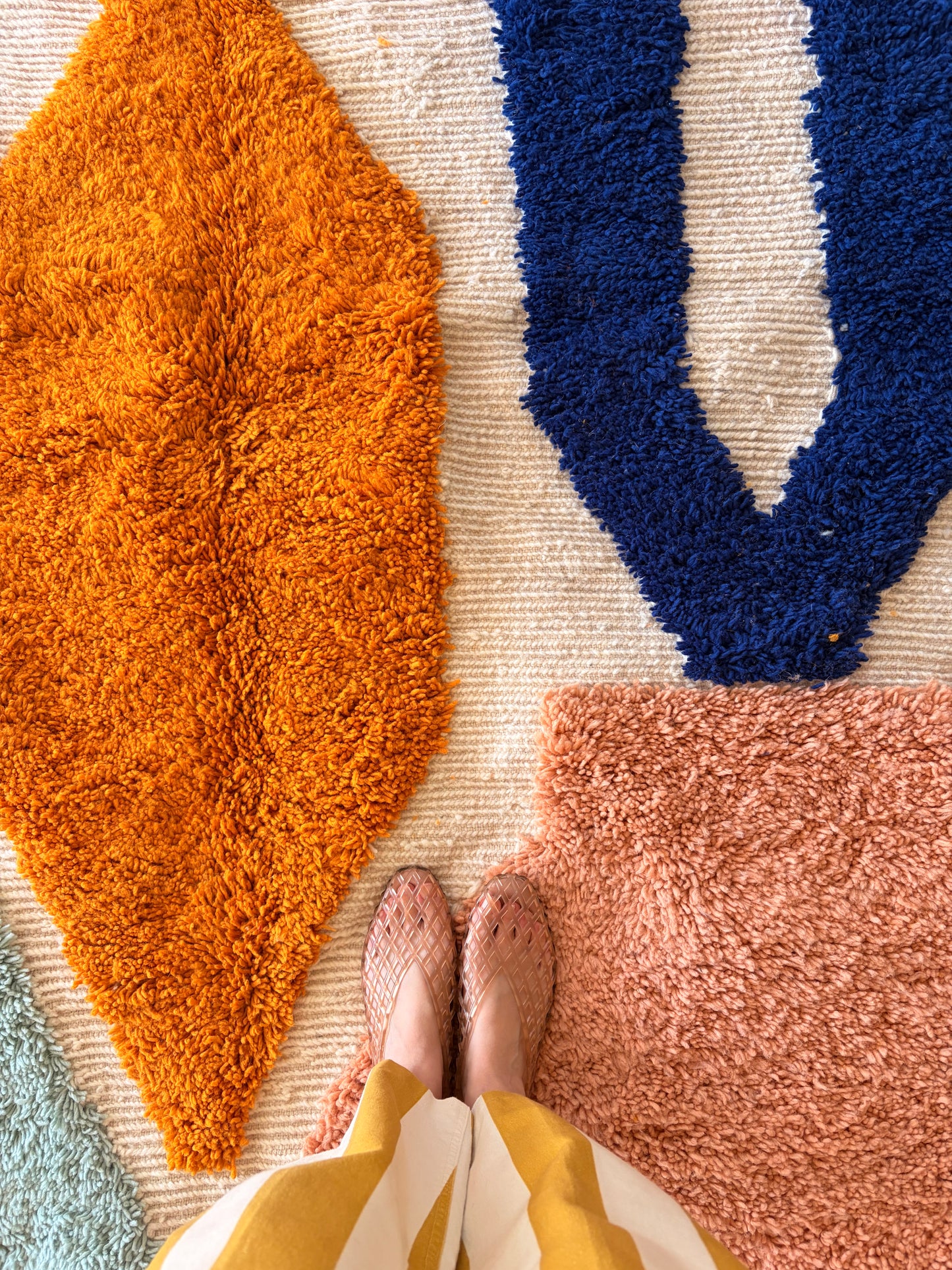Beni Ouarain Moroccan Colorful Rug (1262) 252x158cm - Logo