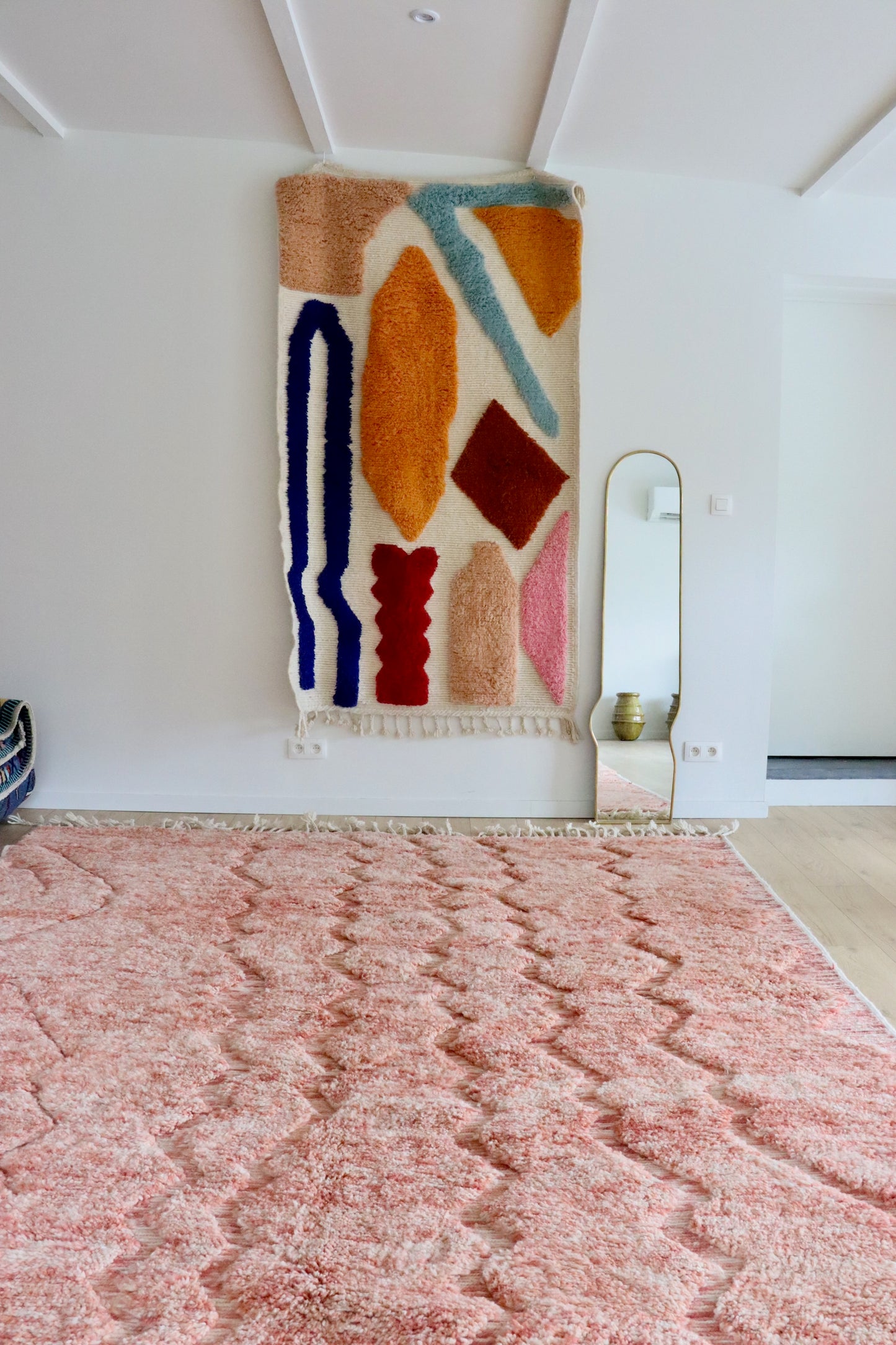 Beni Ouarain Moroccan Colorful Rug (974) 343x260 - Pink Lake