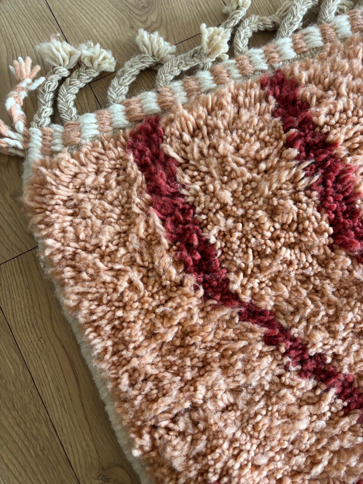 Tapis Beni Ouarain coloré (1085) 300x202cm - Roses