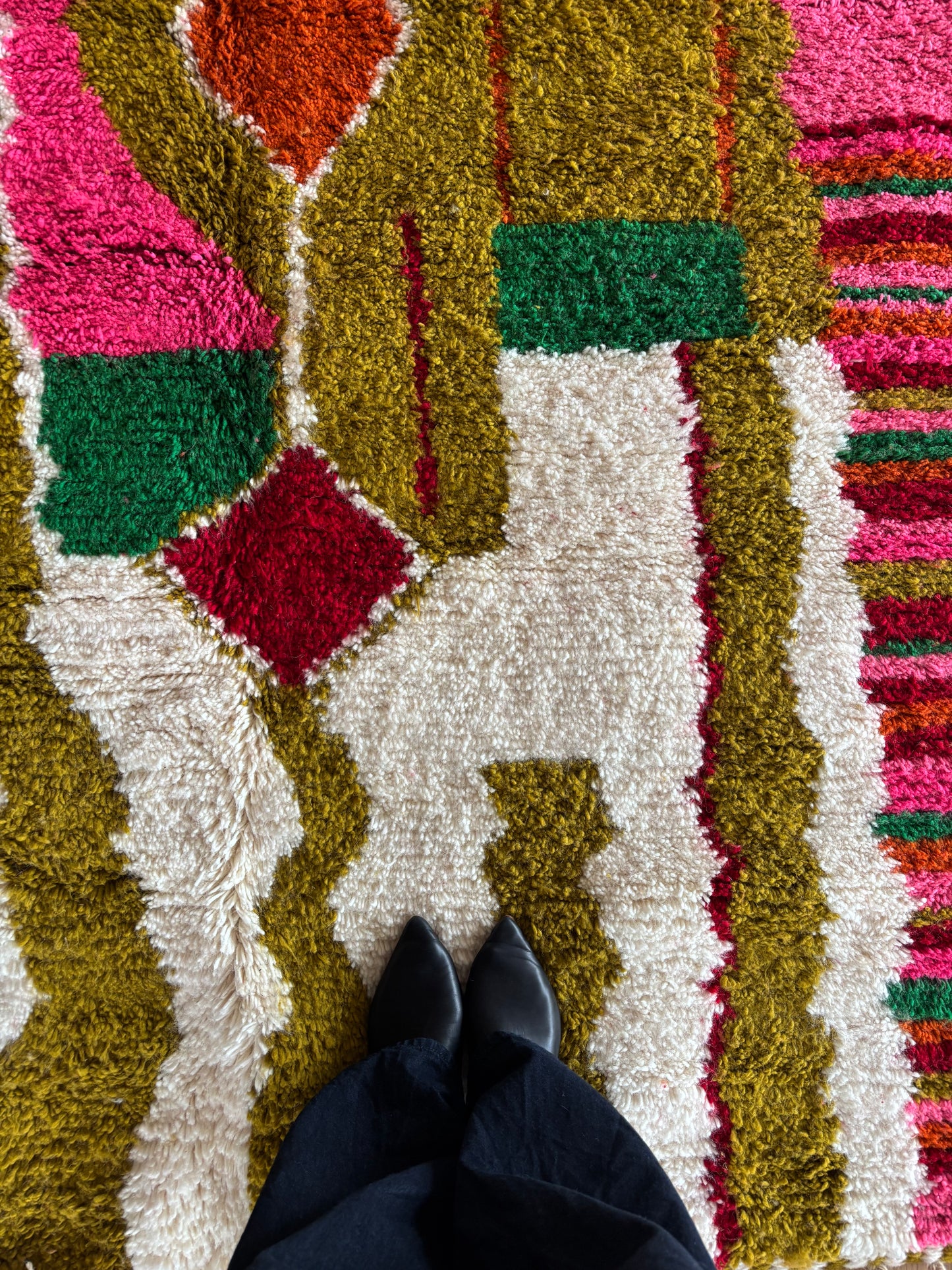 Beni Ouarain Moroccan Colorful Rug (1088) 300x206cm - Olive Green