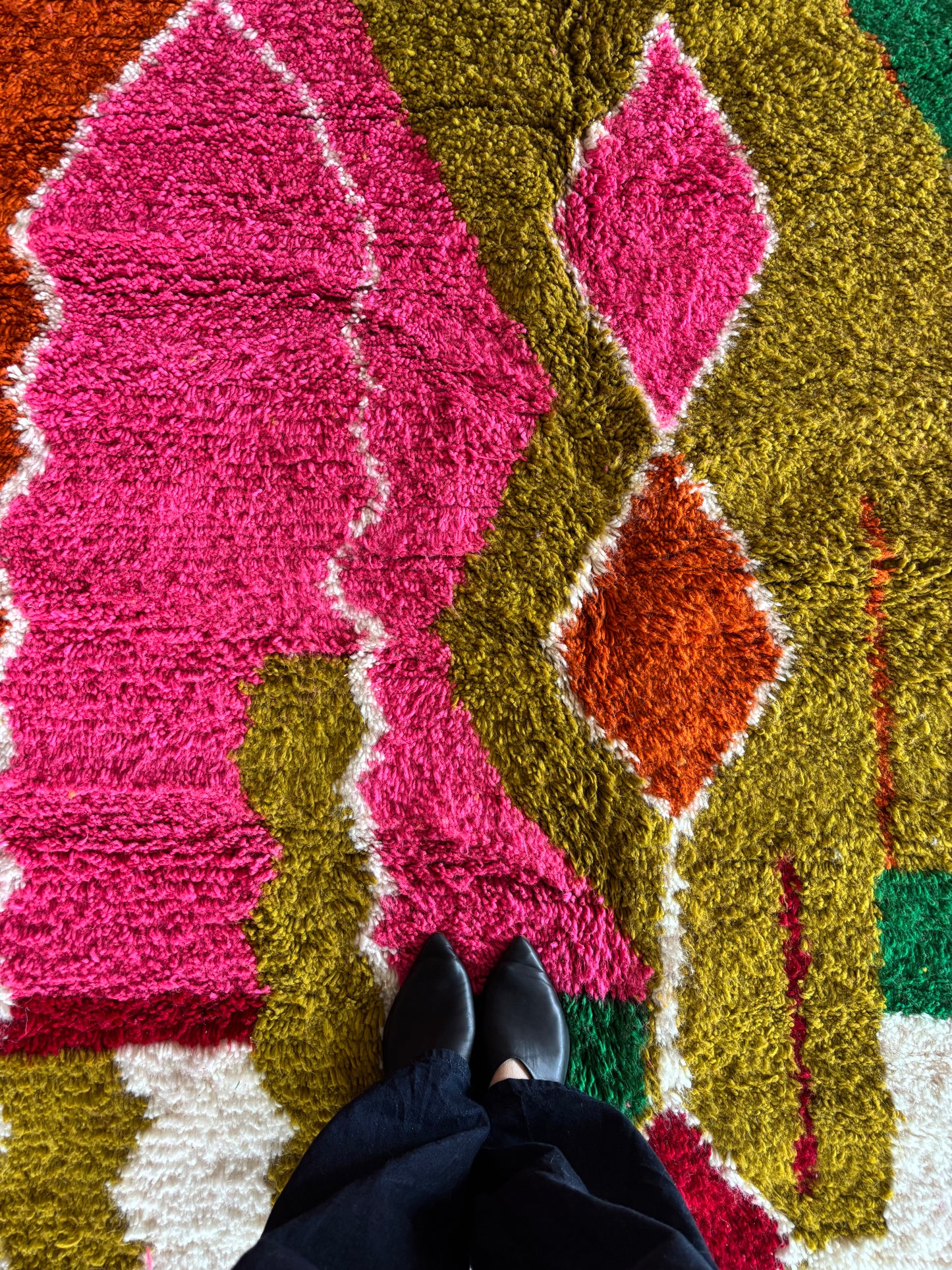 Beni Ouarain Moroccan Colorful Rug (1088) 300x206cm - Olive Green