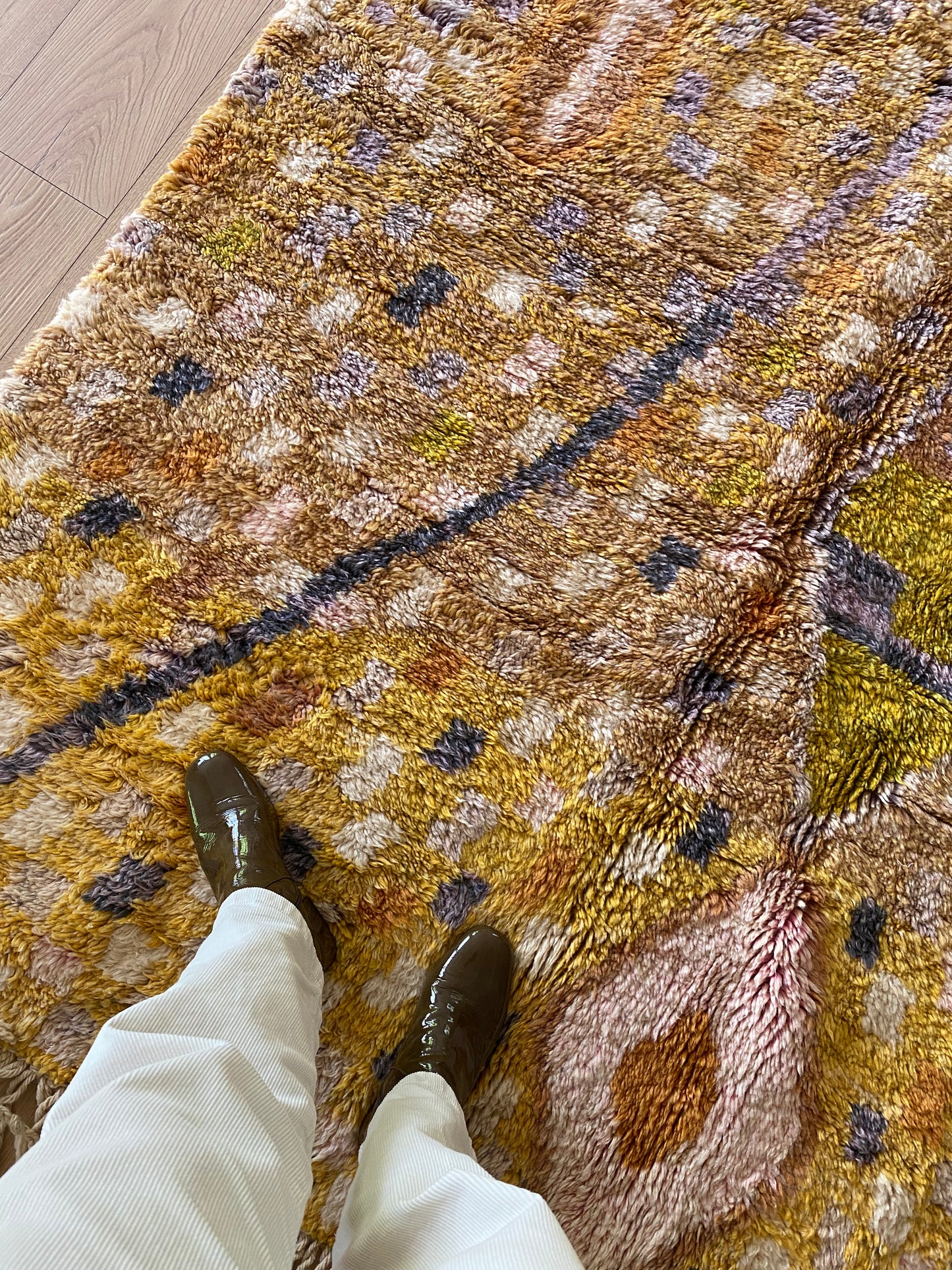 Beni Ouarain Marokkaans kleurrijk vloerkleed (987) 290x200 - Seashells
