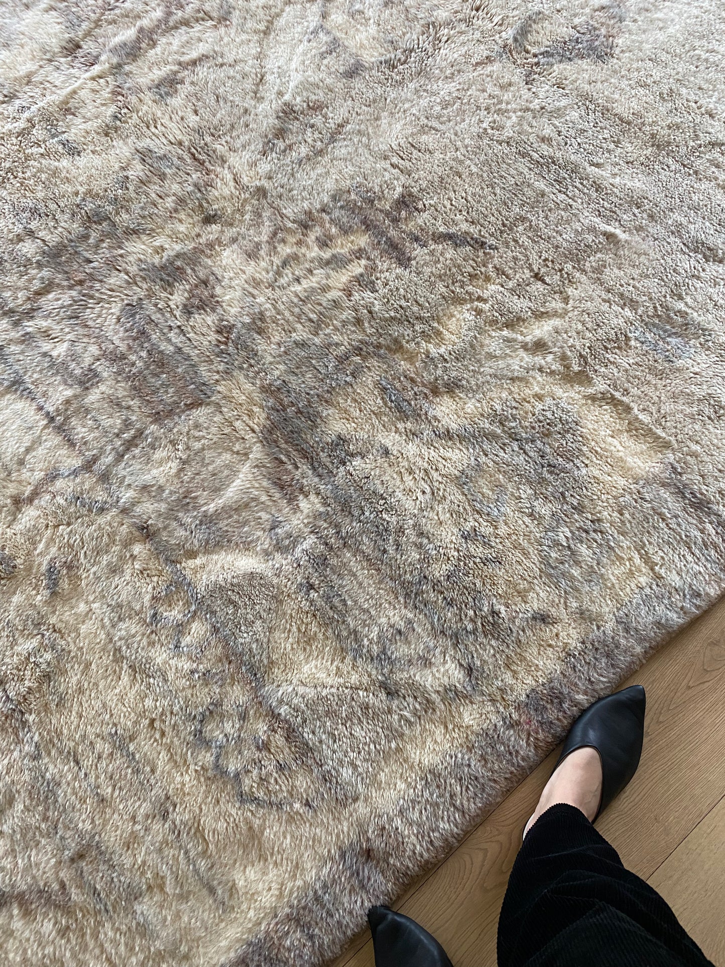 Mrirt Moroccan Rug (977) 324x212cm - Mist