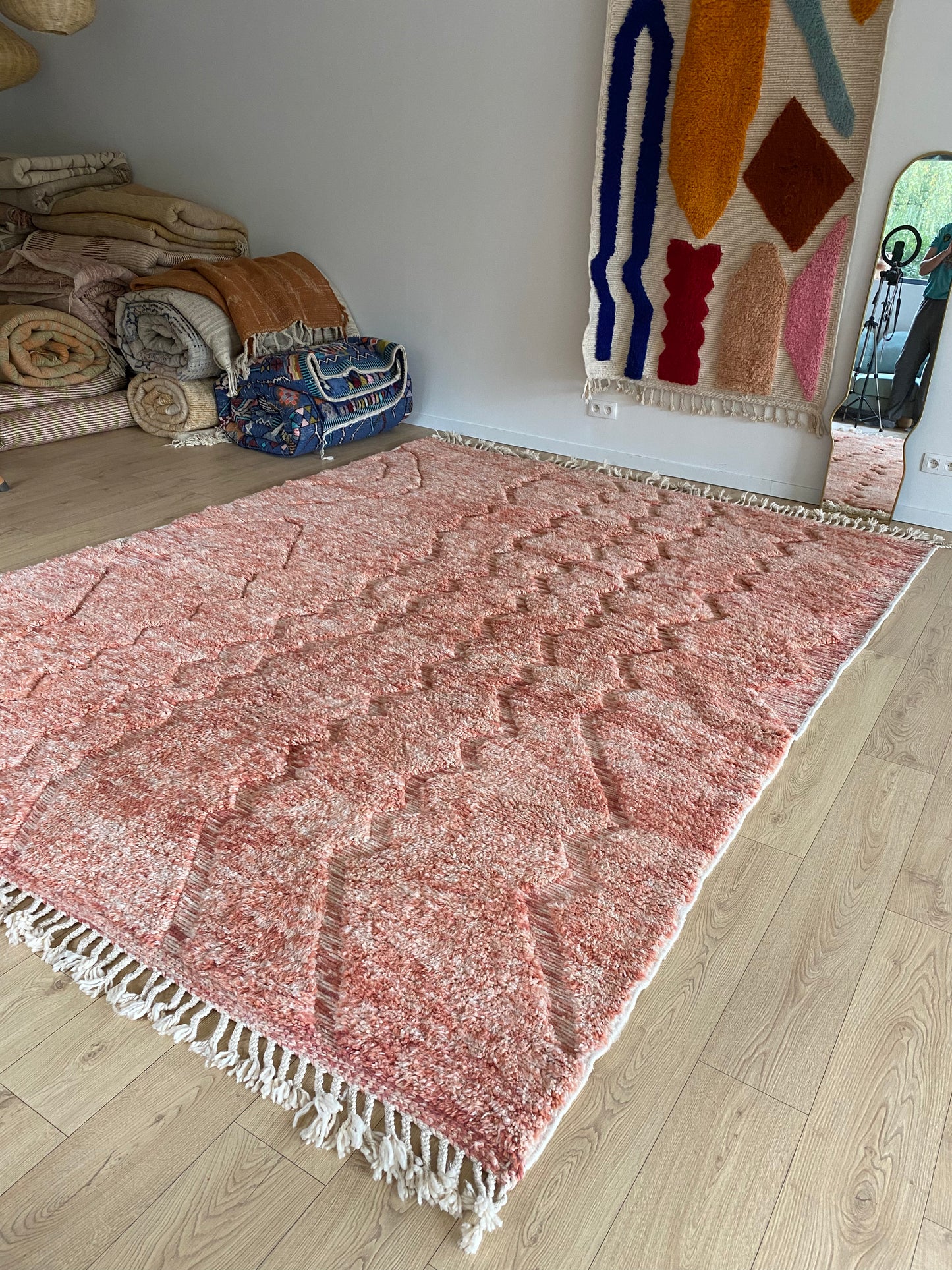 Beni Ouarain Moroccan Colorful Rug (974) 343x260 - Pink Lake