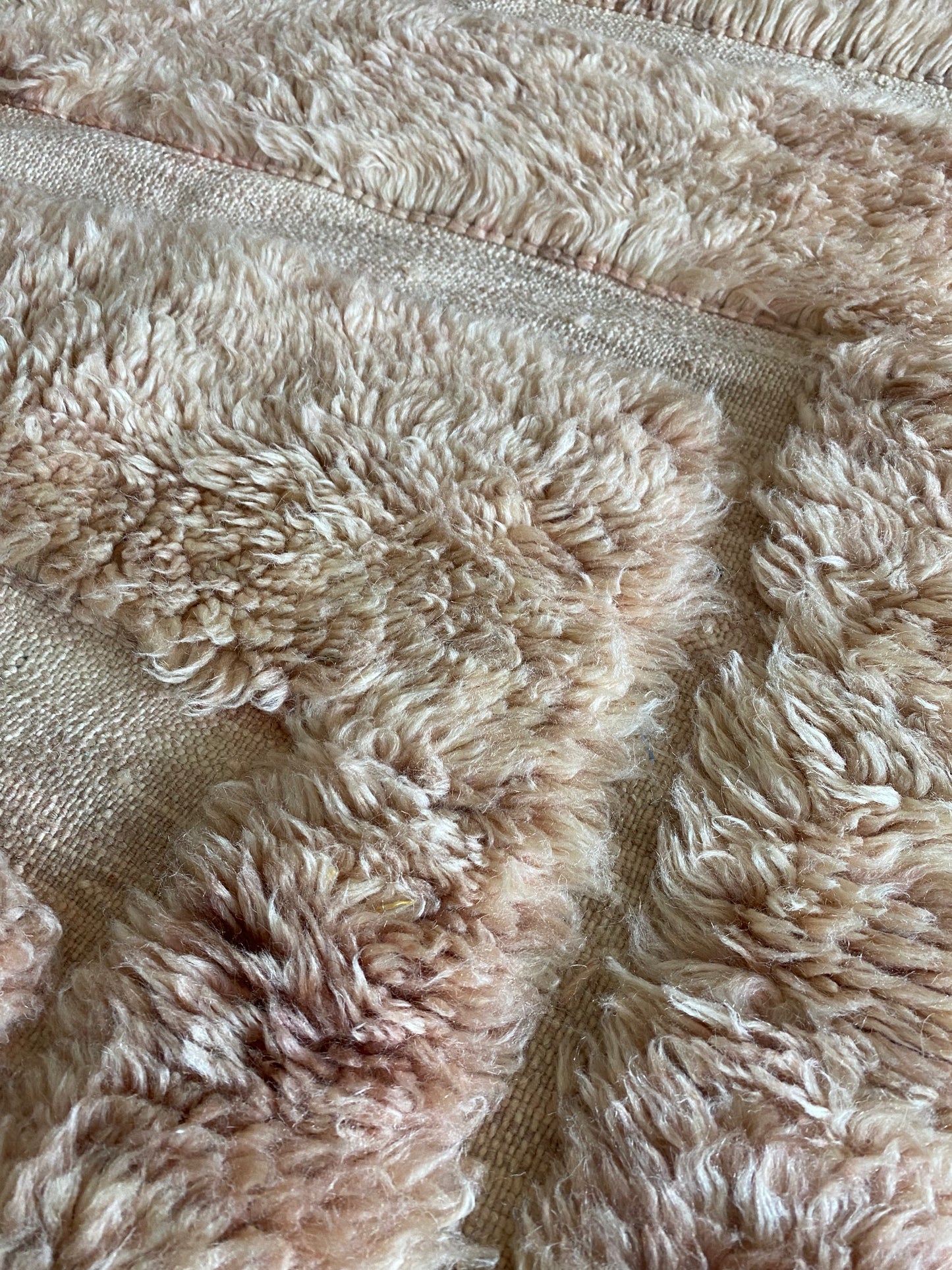 Beni Ouarain Moroccan Colorful Rug (975) 340x250 - Dawn
