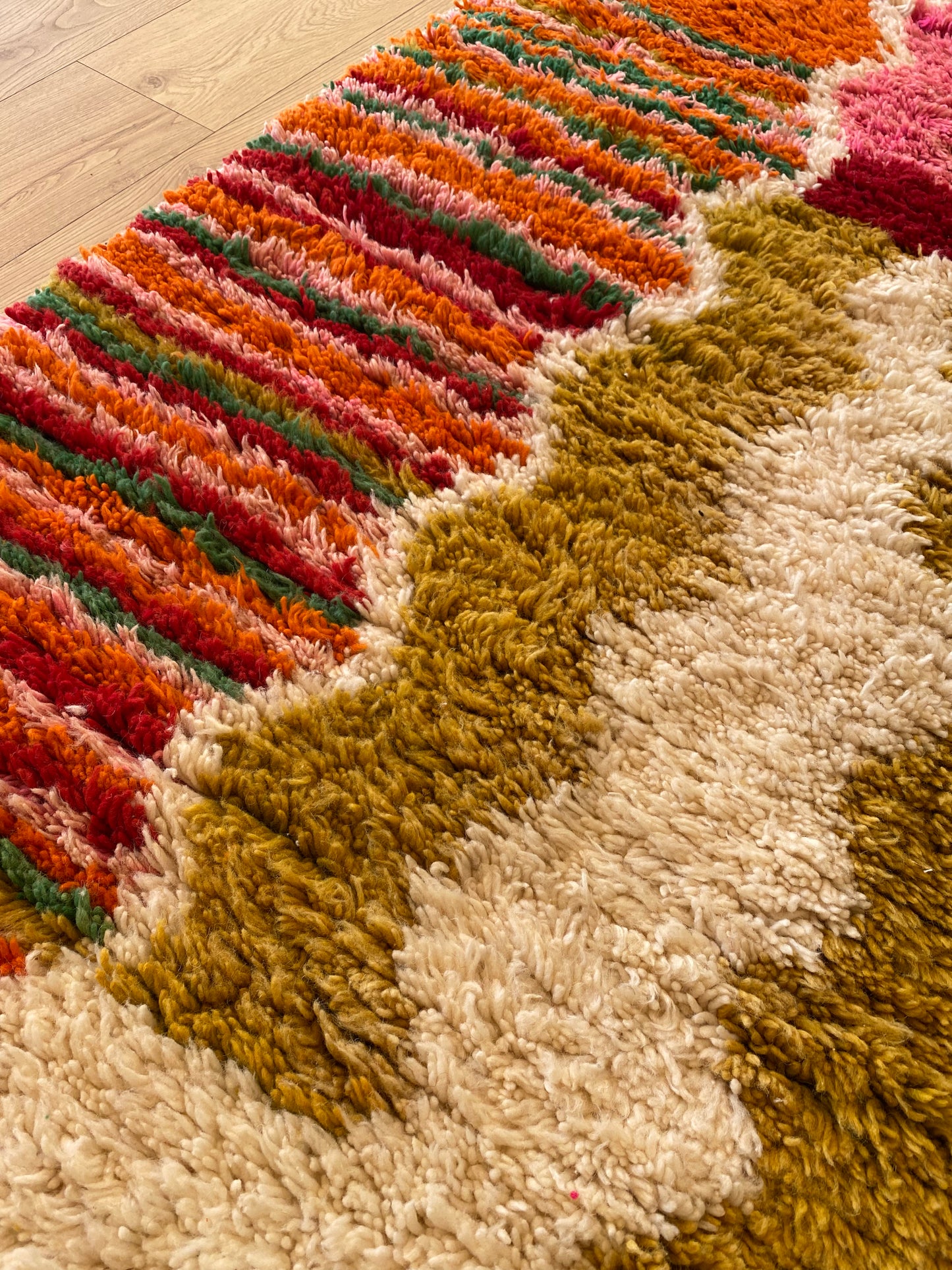 Beni Ouarain Moroccan Colorful Rug (965) 315x210cm - Olive green