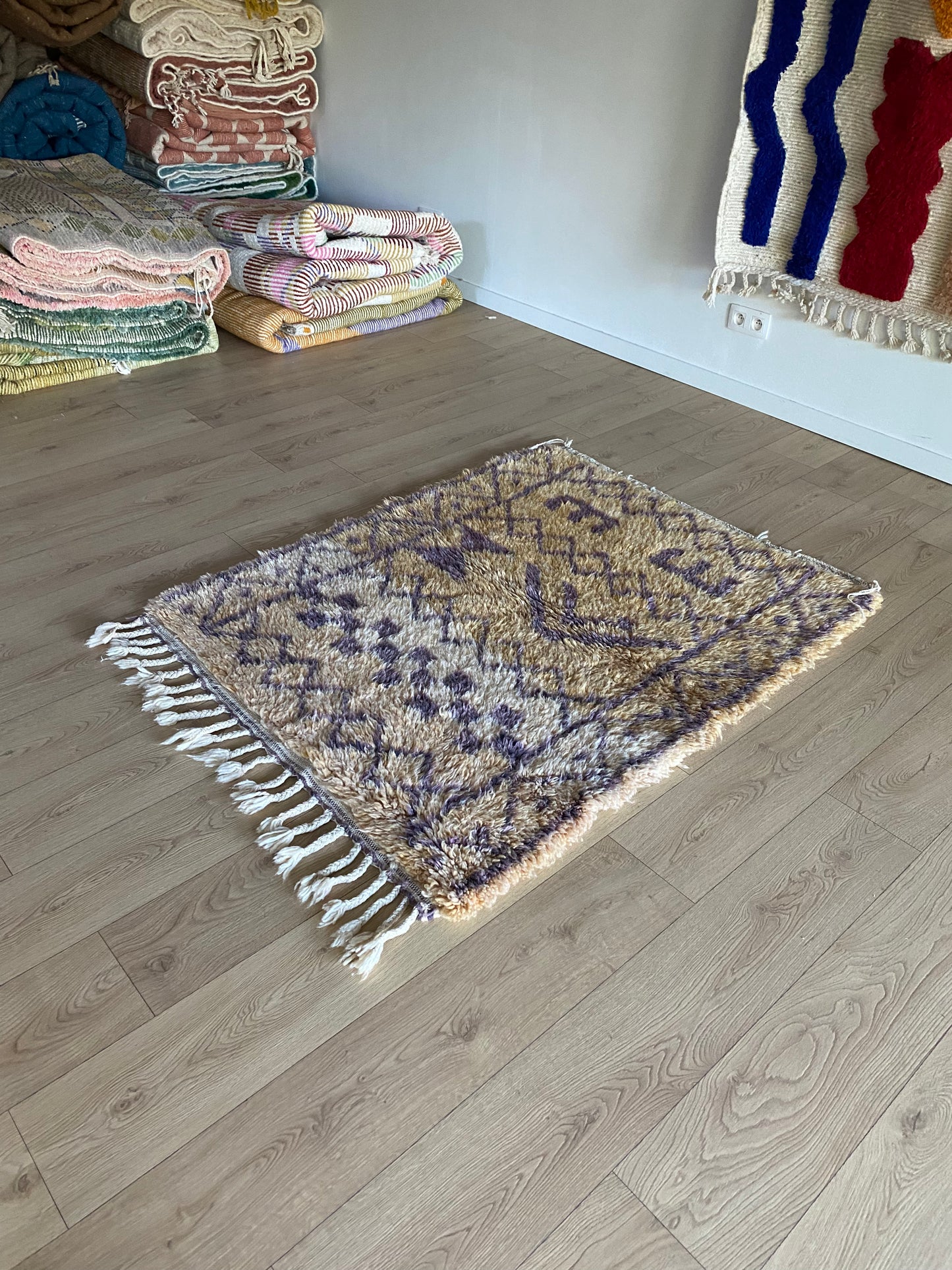 Beni Ouarain Marokkaans kleurrijk tapijt (999) 140x112cm - Lilac 1